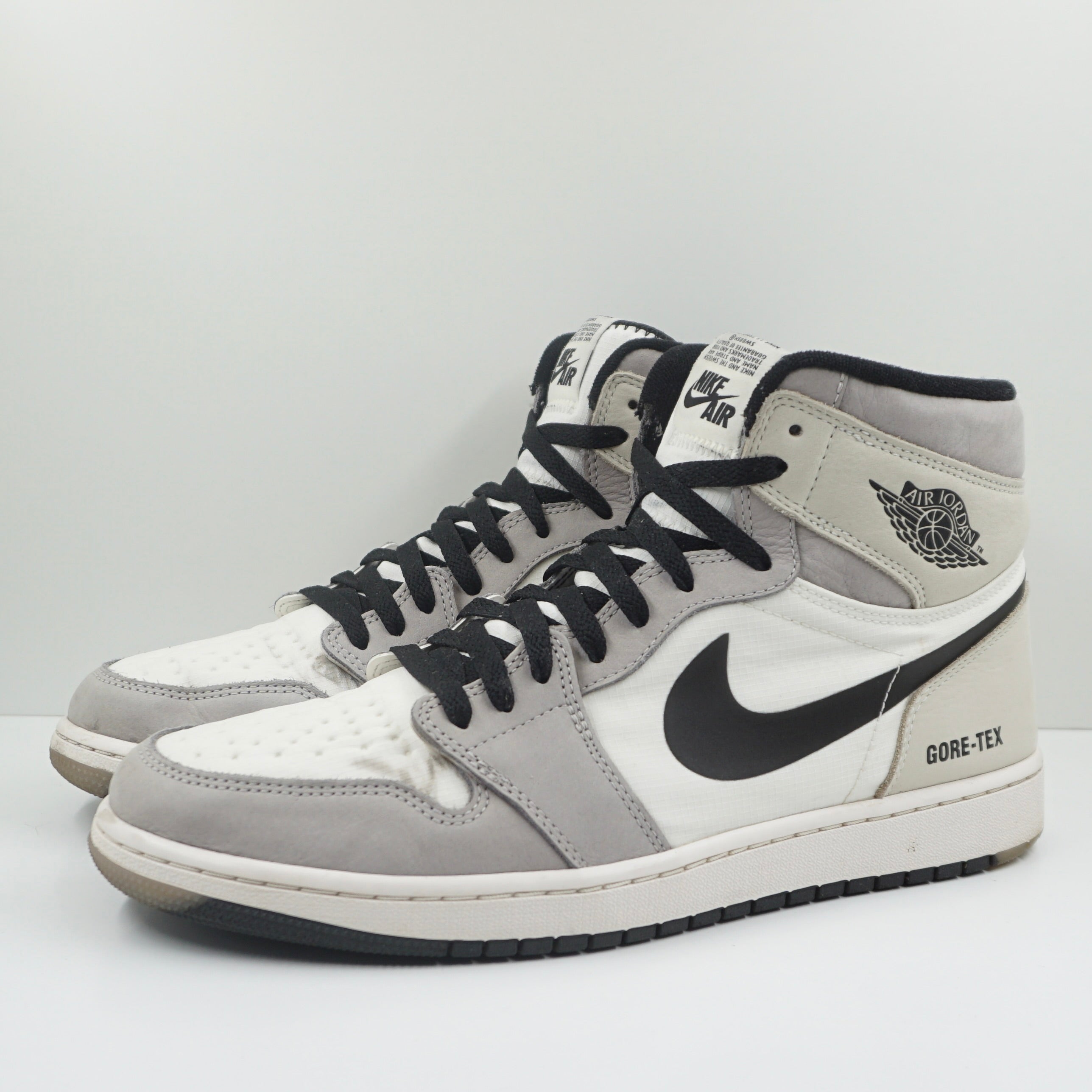 Jordan 1 Retro High Element Gore-Tex Light Bone