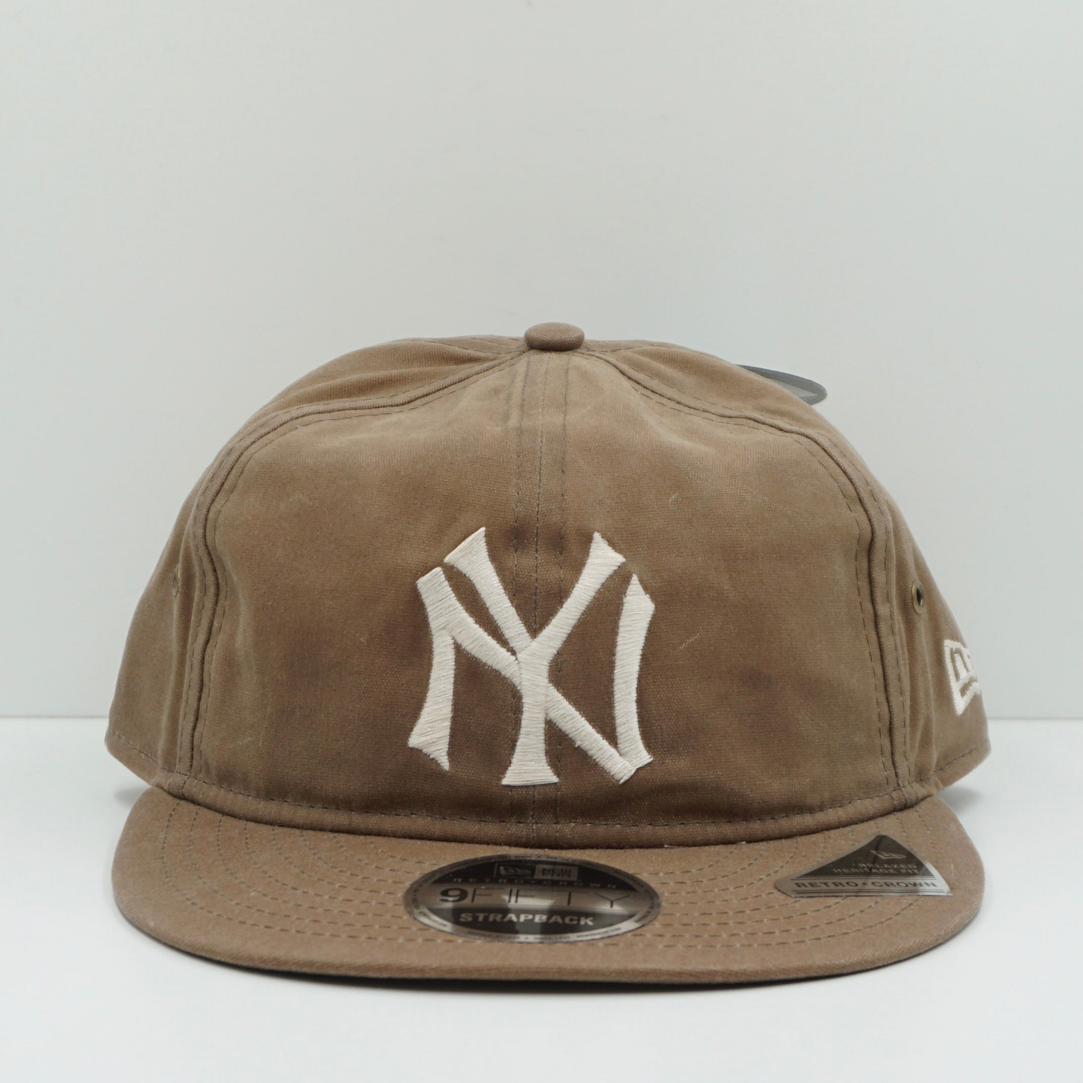 New Era Cooperstown Retro Crown Waxed Canvas New York Yankees Khaki Adjustable Cap