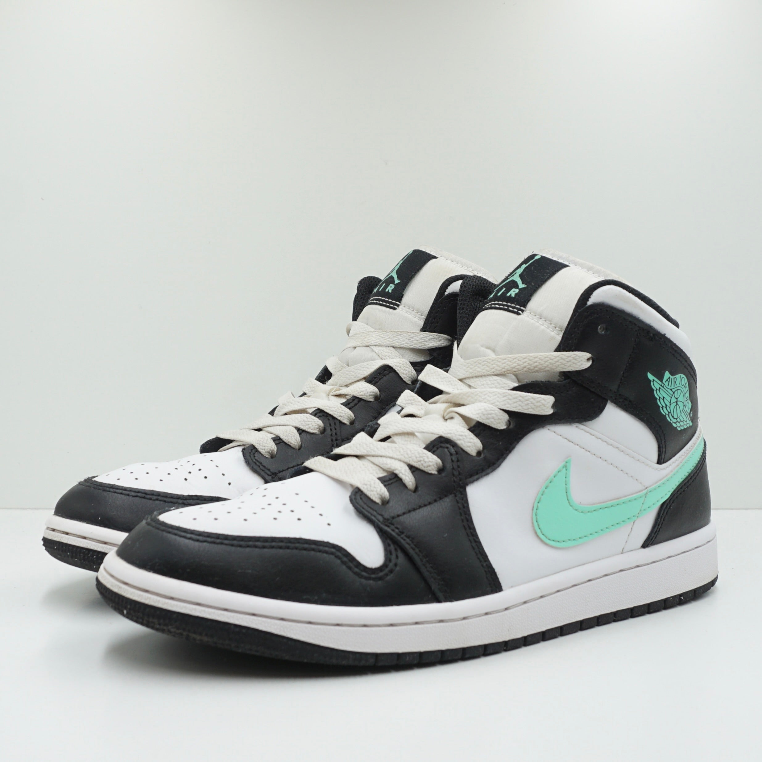 Jordan 1 Mid Green Glow