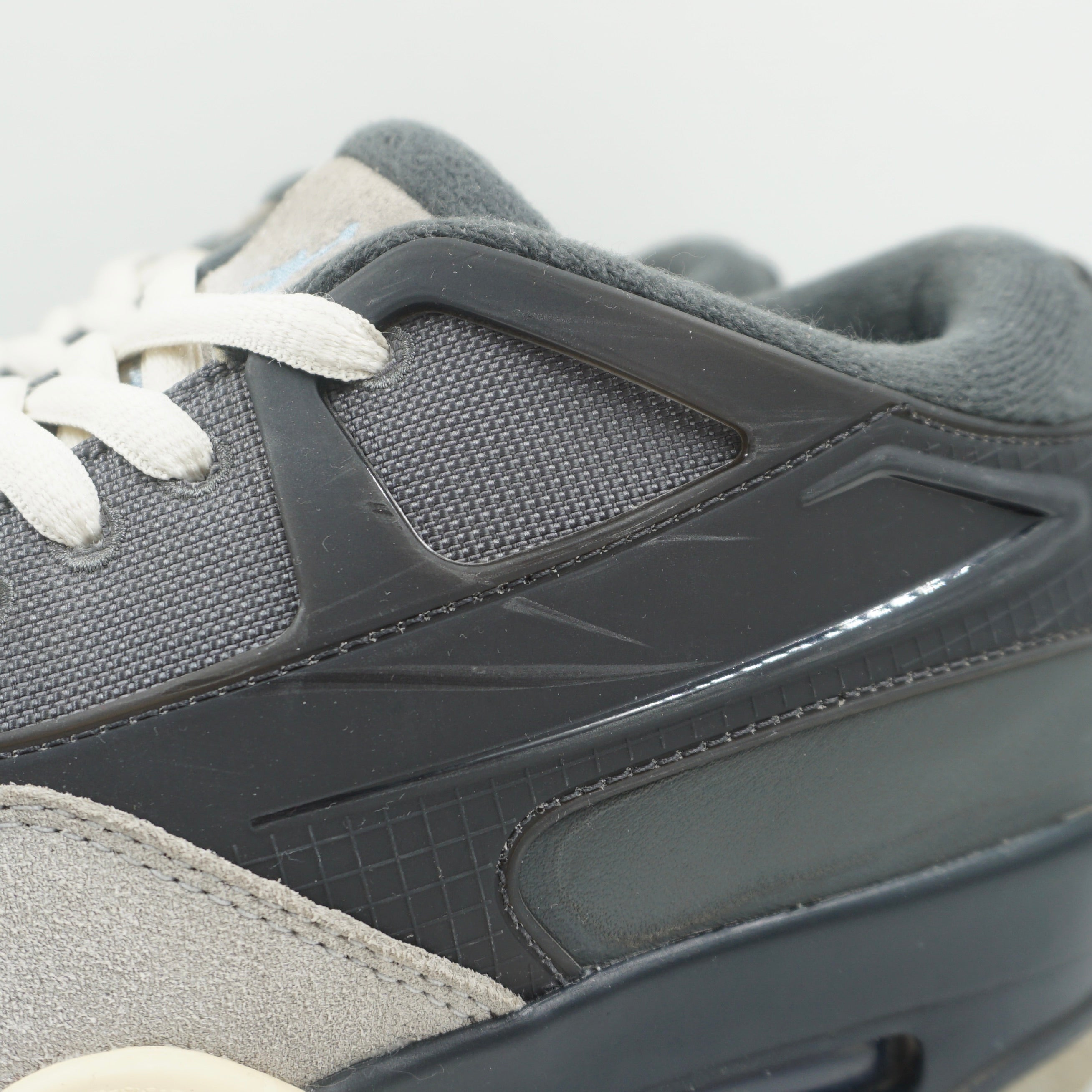 Jordan 4 RM Iron Grey