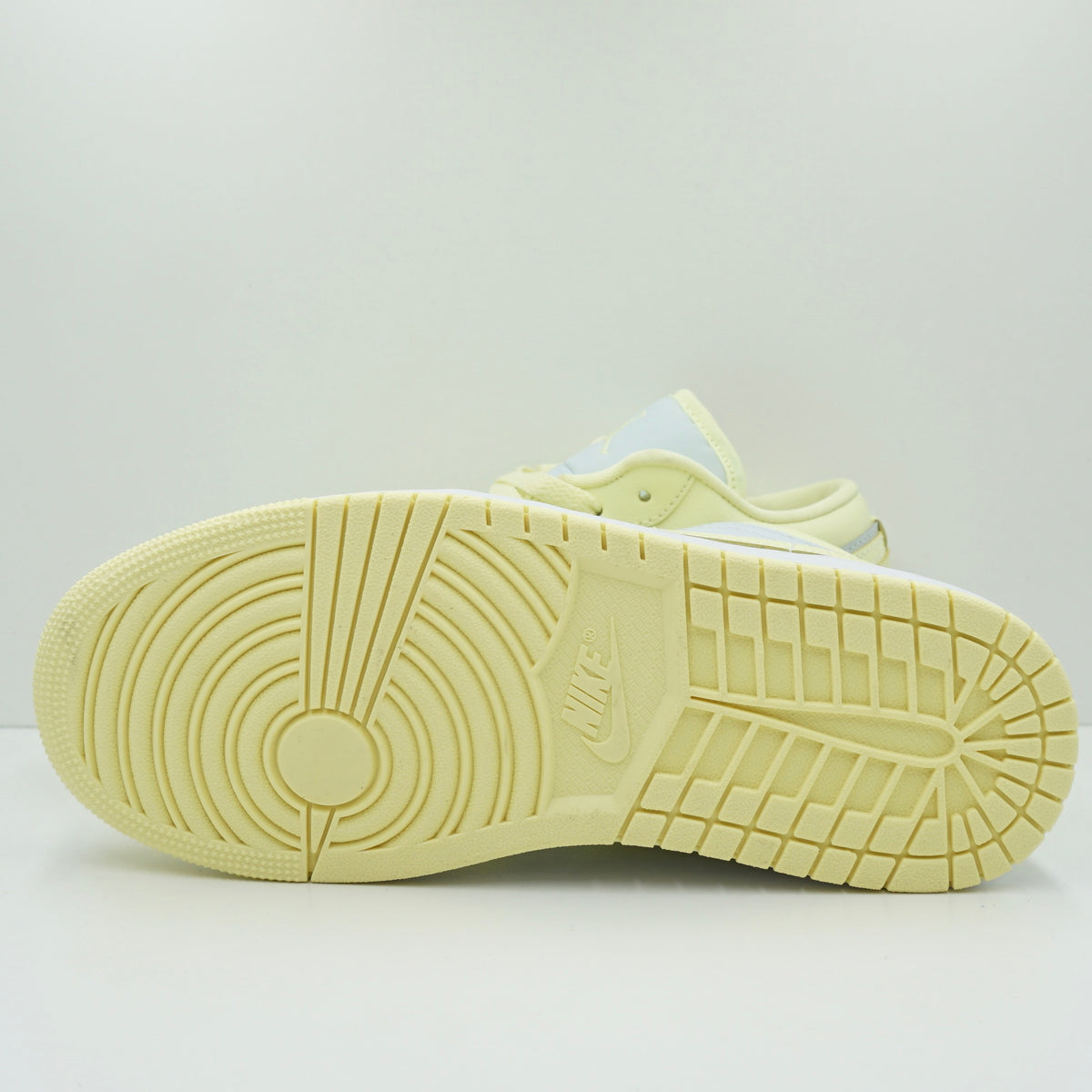 Jordan 1 Low Lemonade (W)