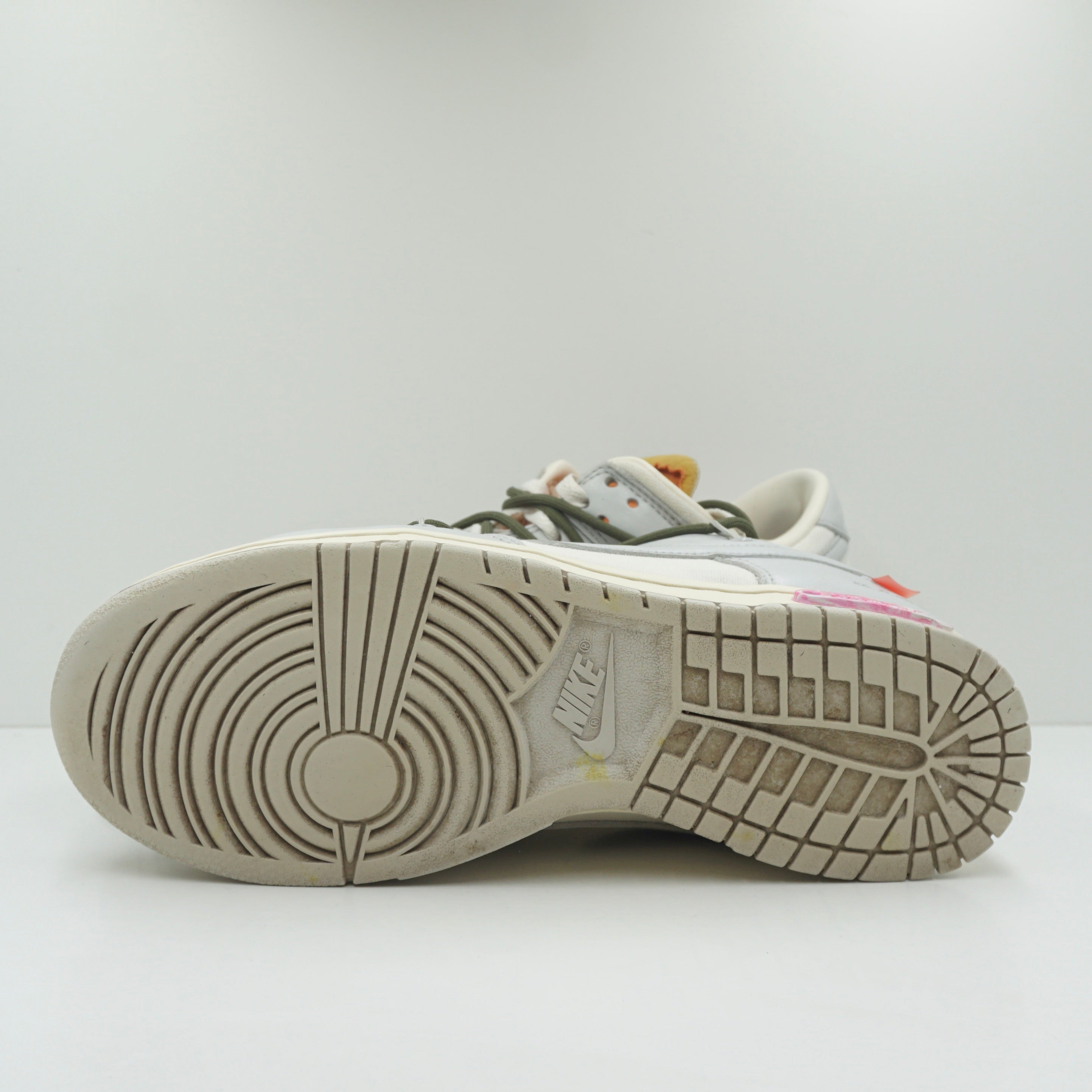 Nike Dunk Low Off-White Lot 22