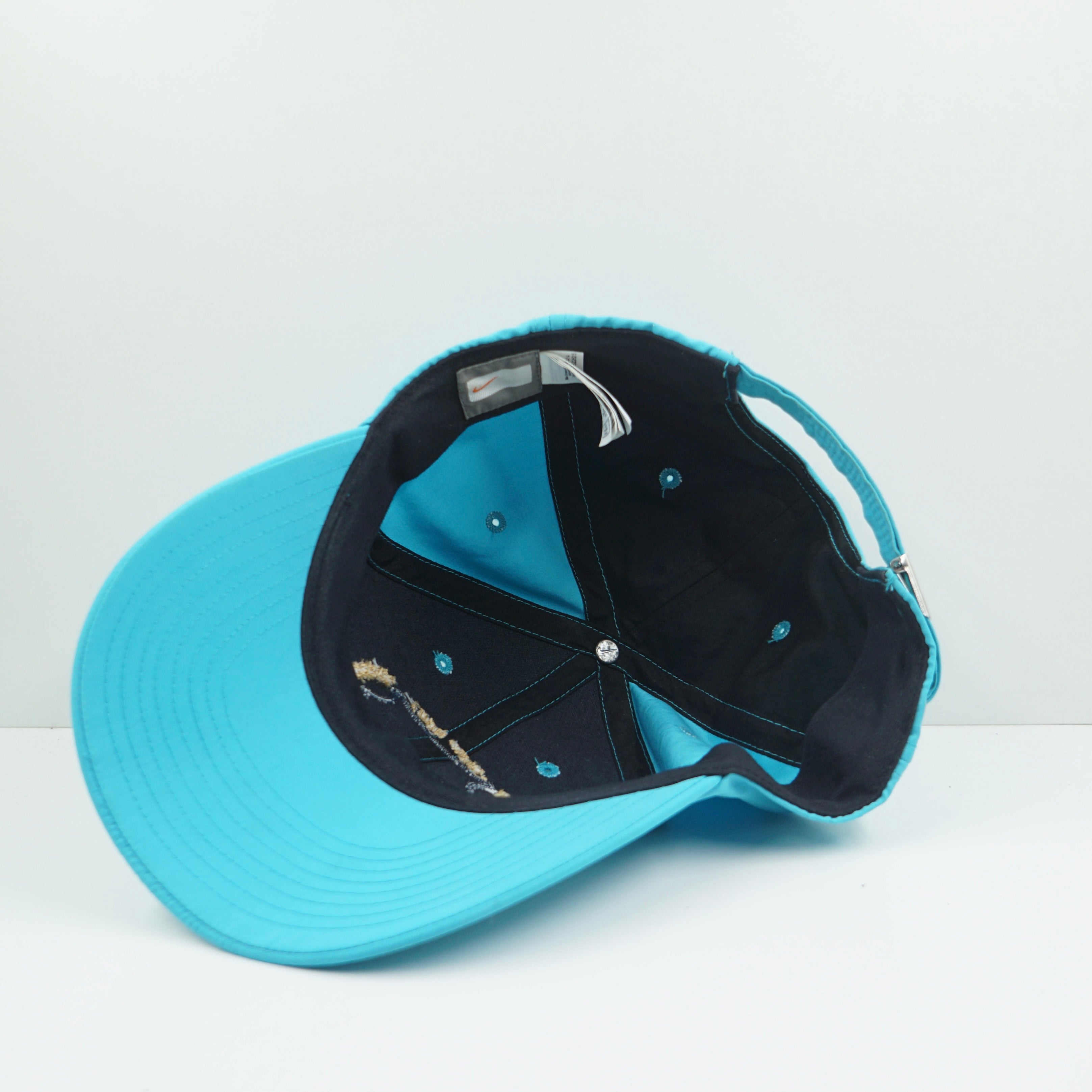 Nike FC Barcelona Crest 2007 Teal Adjustable Cap