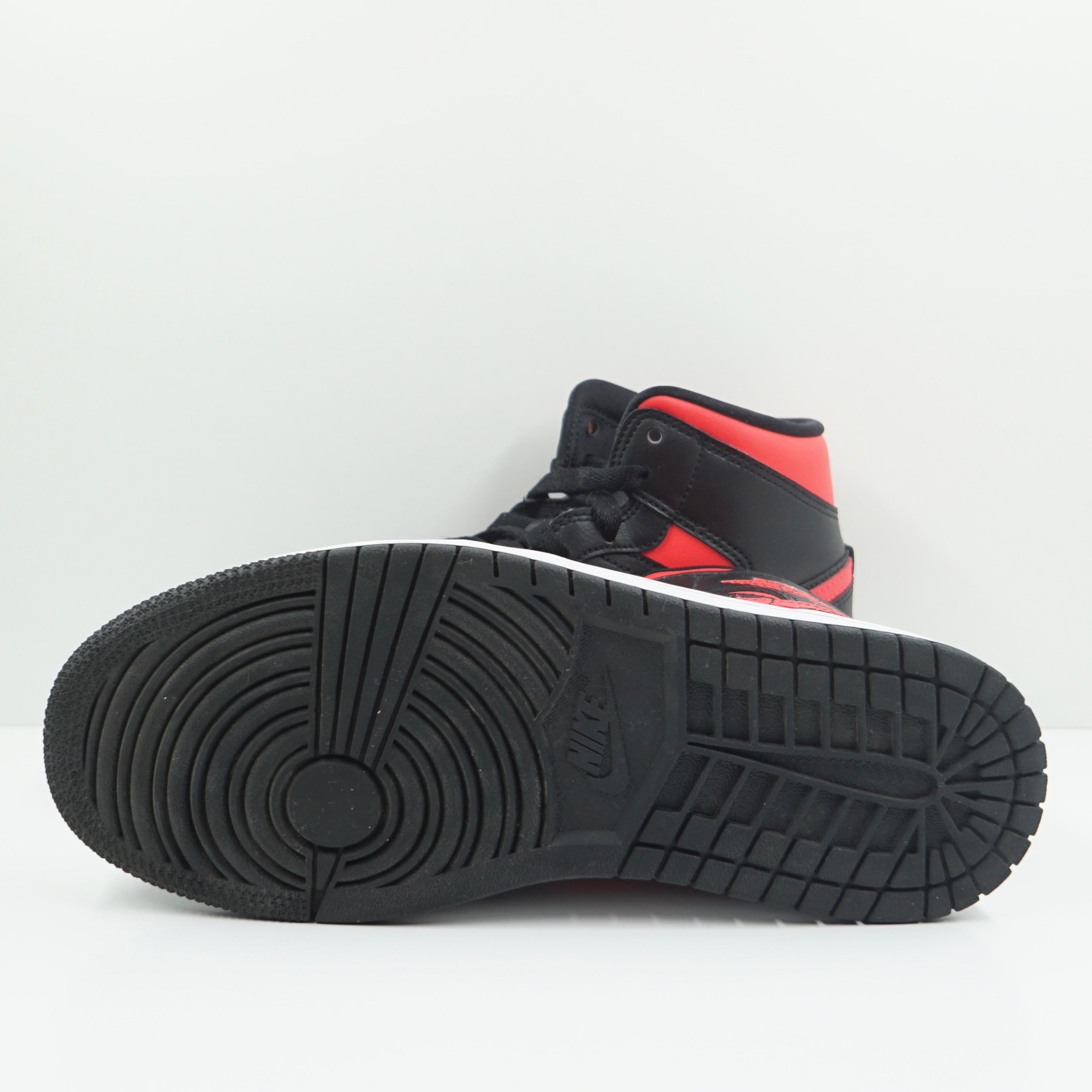 Jordan 1 Mid Black Siren Red (W)