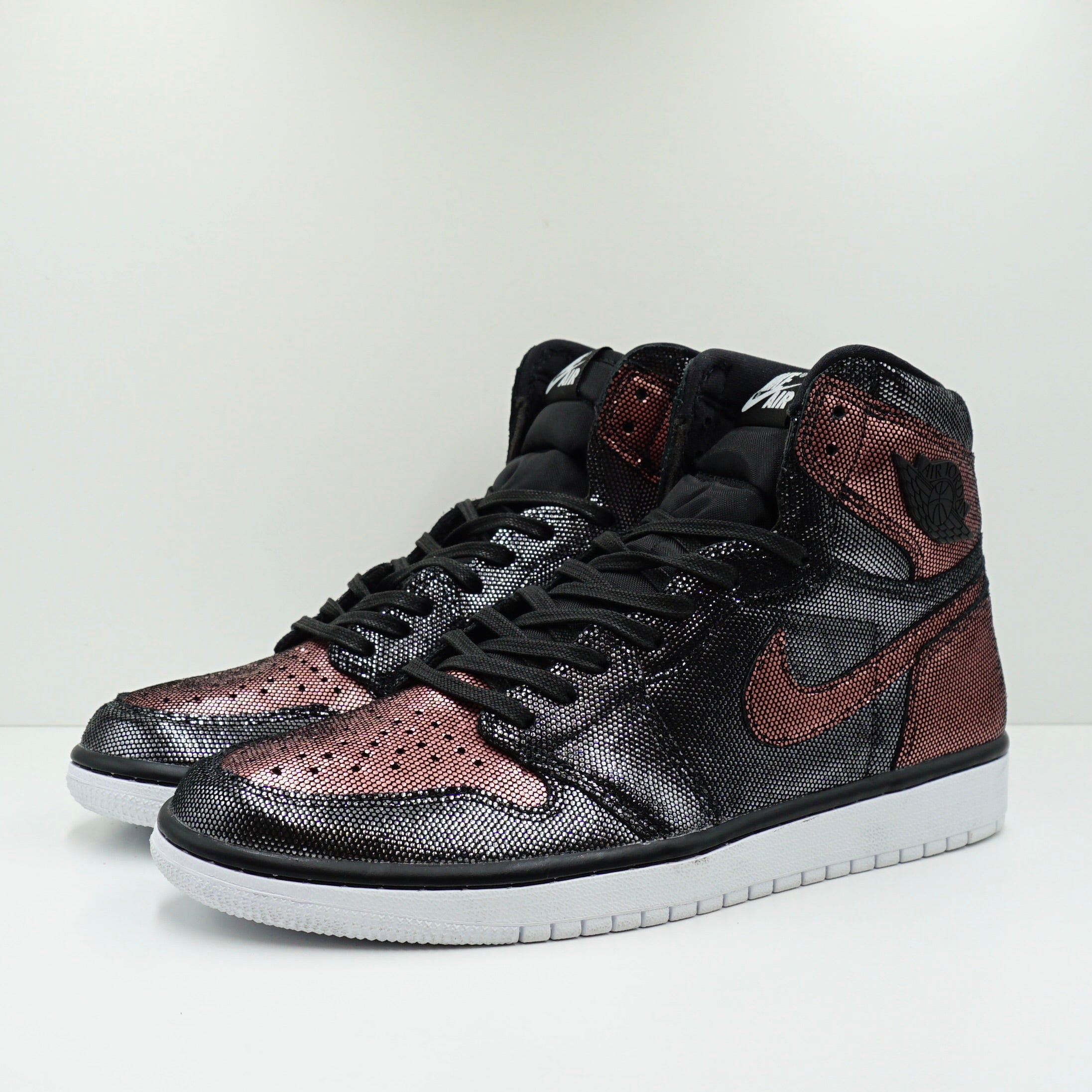 Jordan 1 Retro High Fearless Metallic Rose Gold (W)
