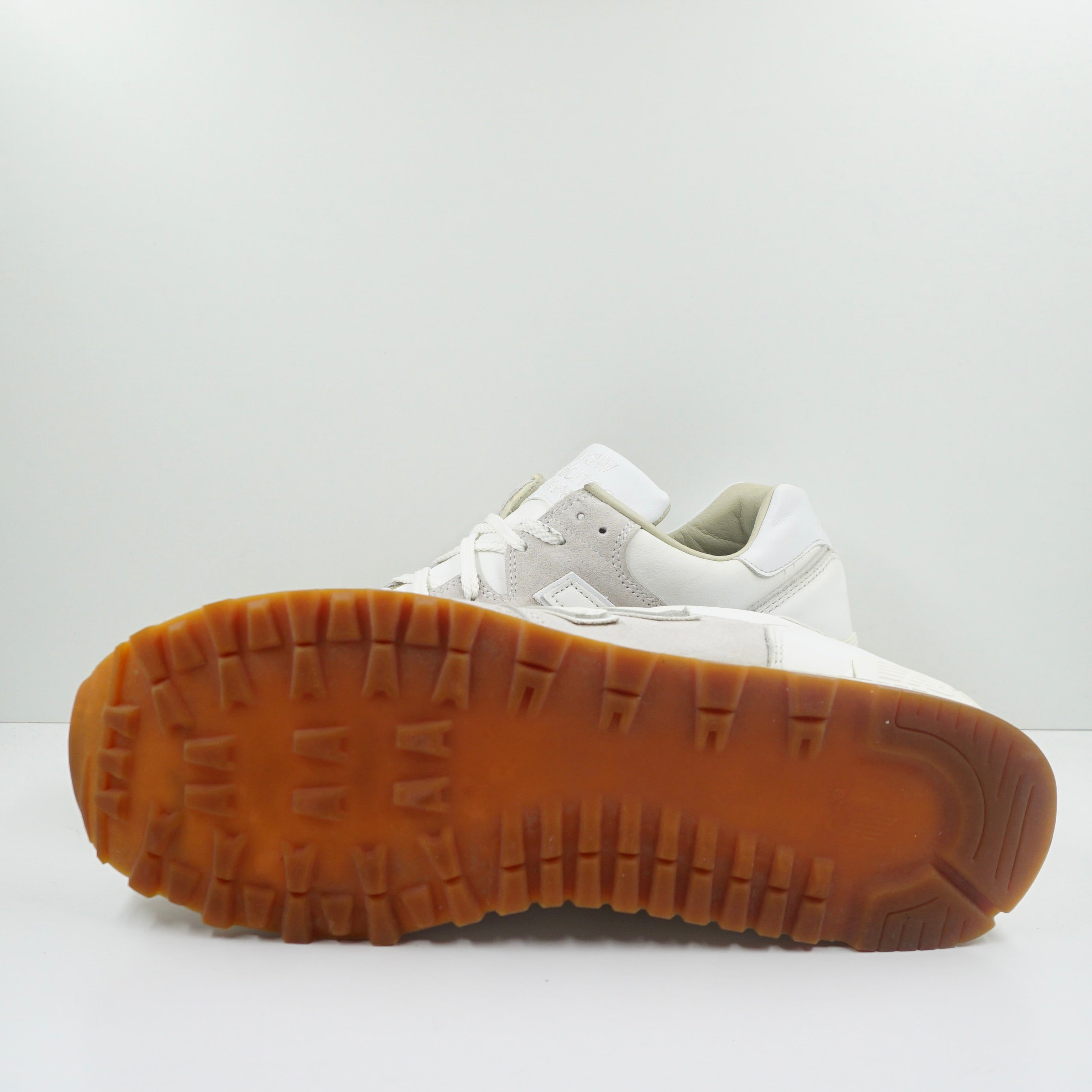 New Balance 575 END. Marble White