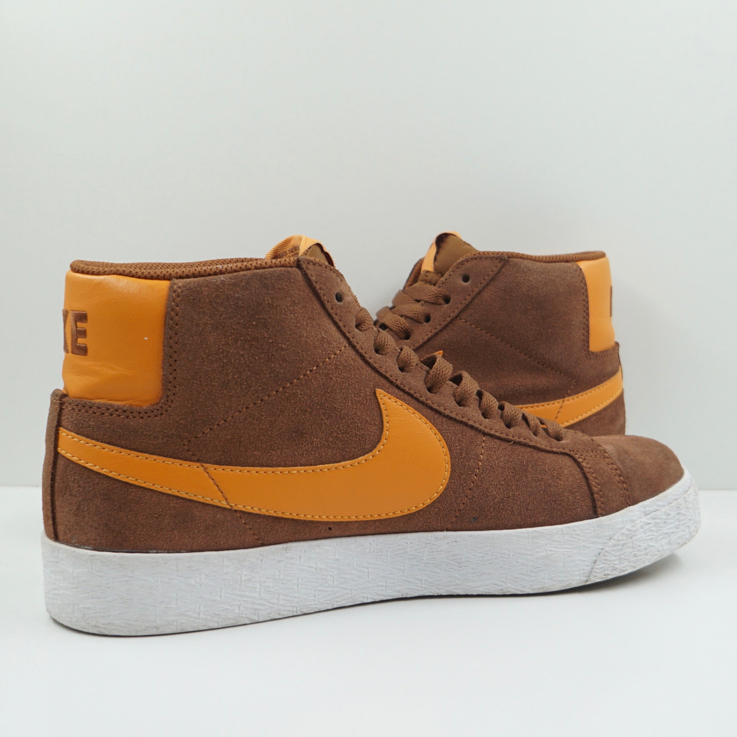 Nike SB Blazer Mid Pecan Light Curry