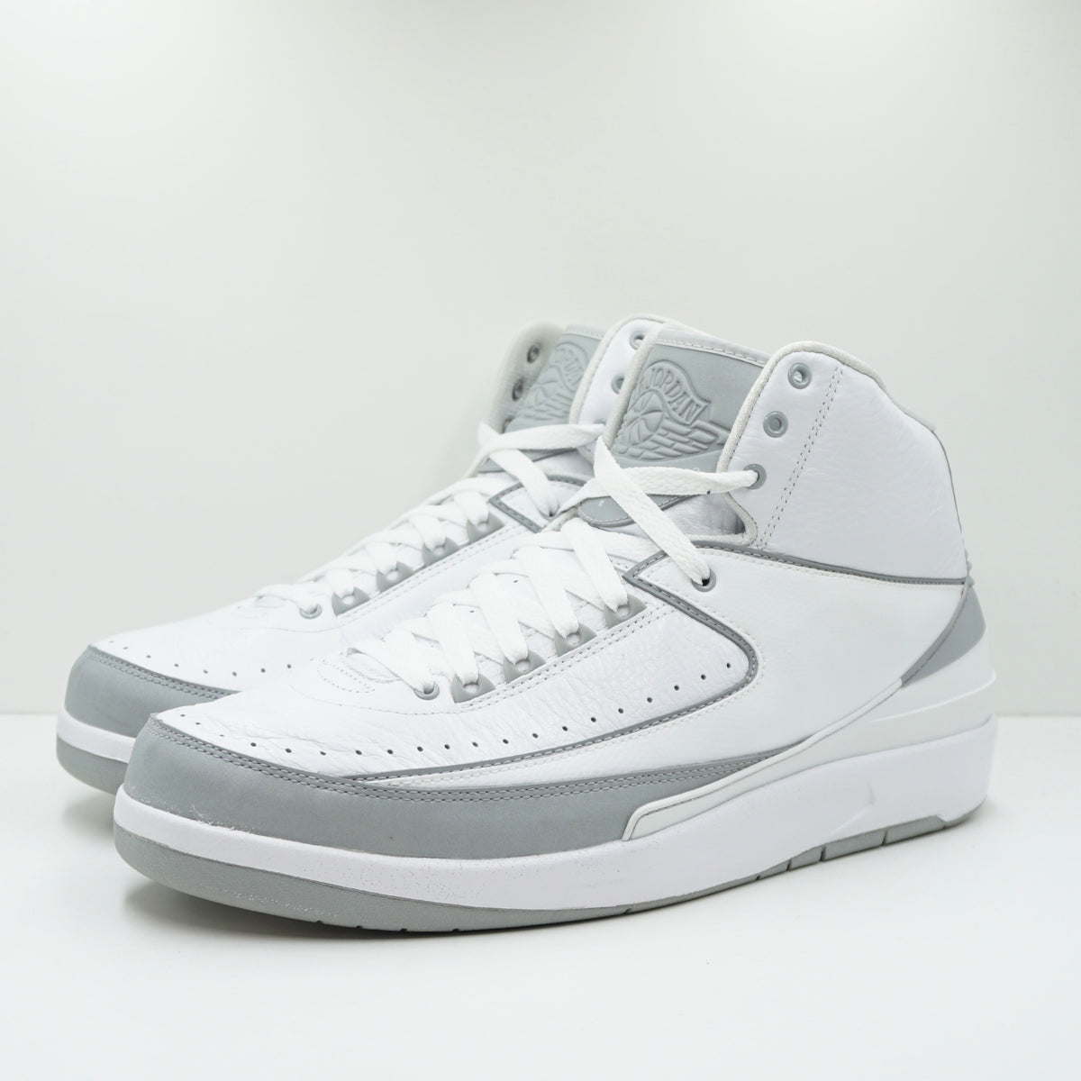 Jordan 2 Retro Silver Anniversary