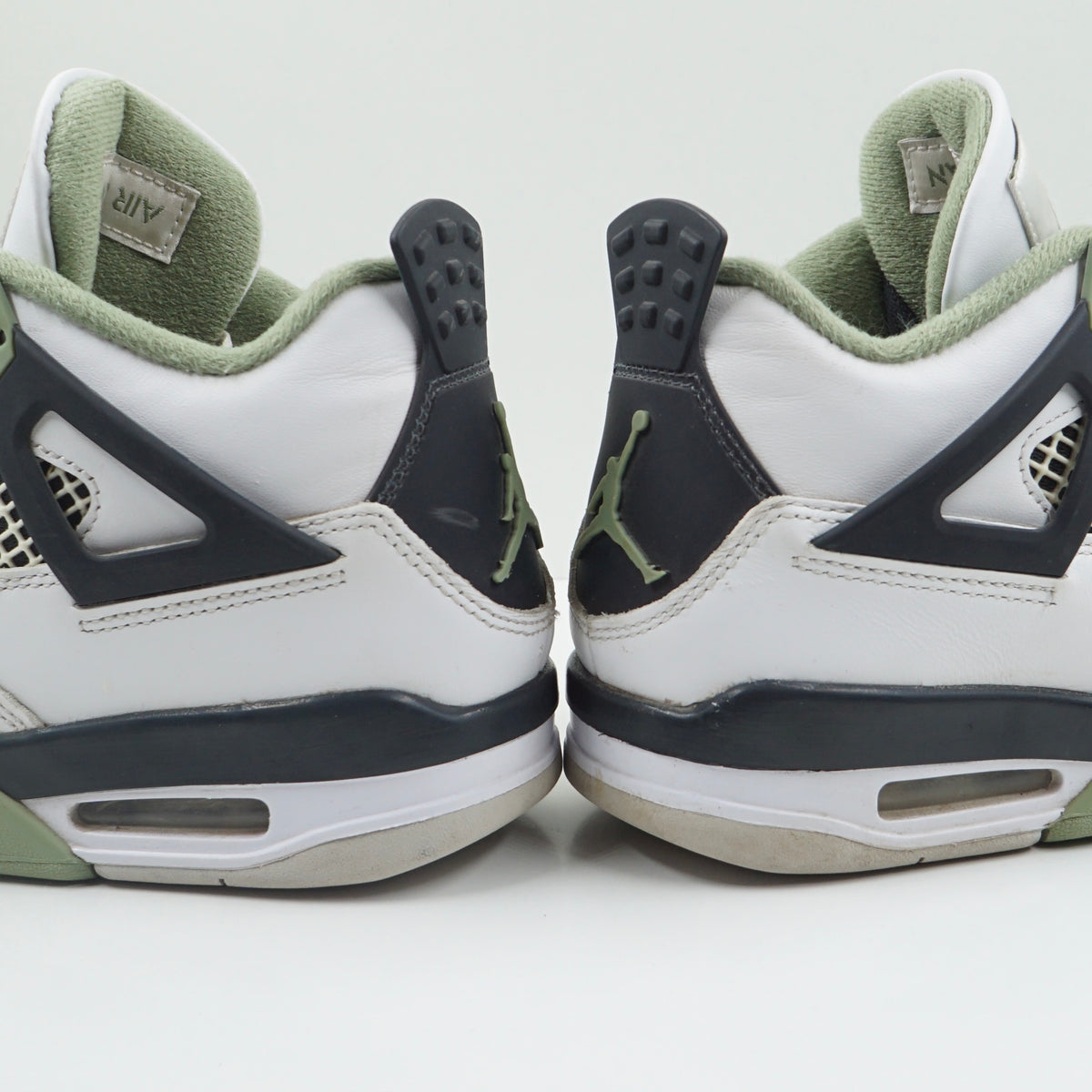 Jordan 4 Retro Seafoam (W)