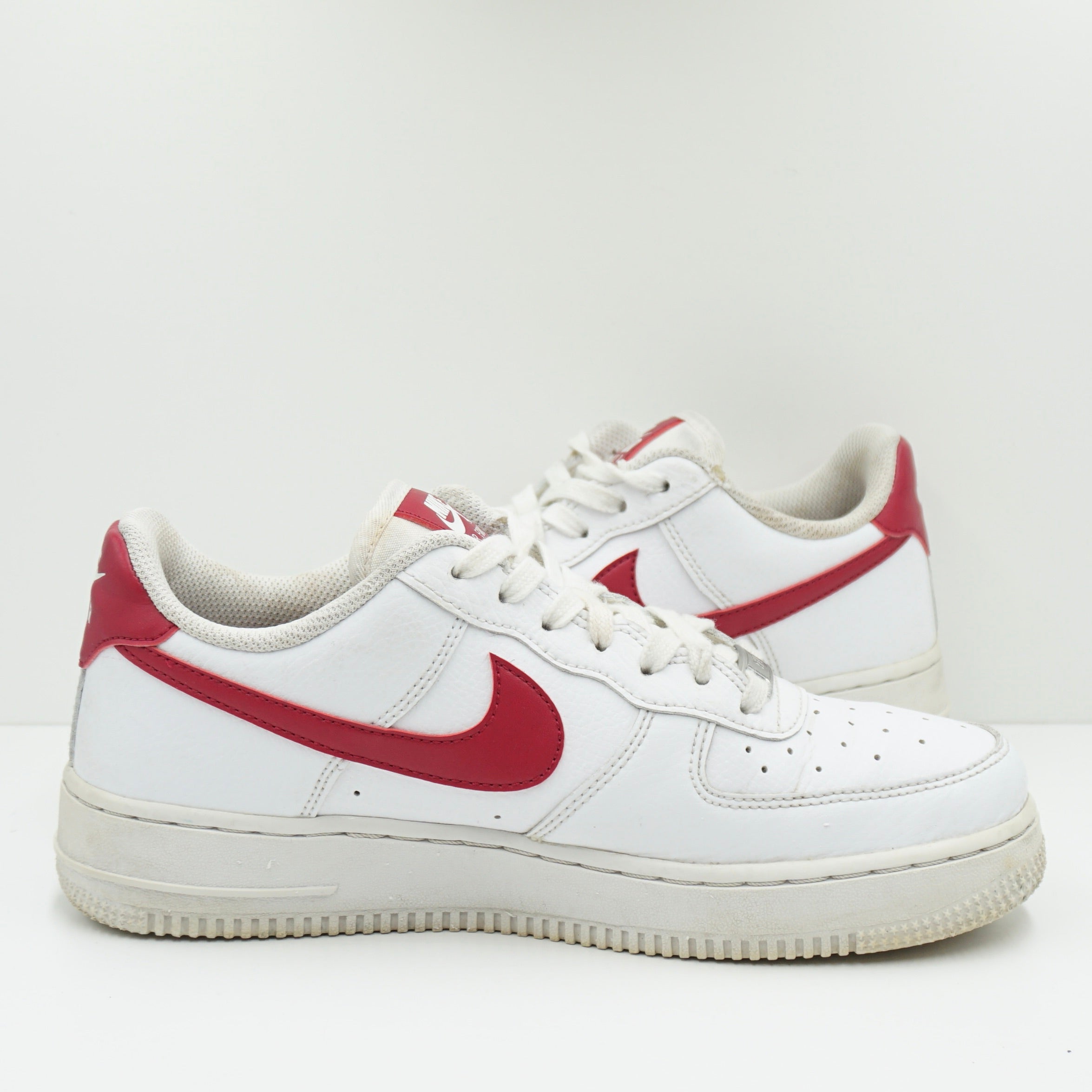air force one white noble red