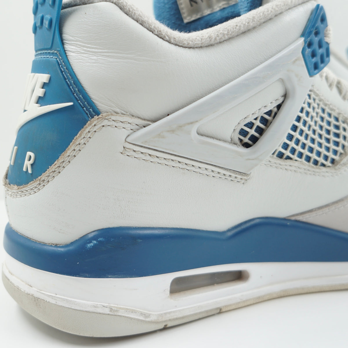 Jordan 4 Retro Military Blue (2024)
