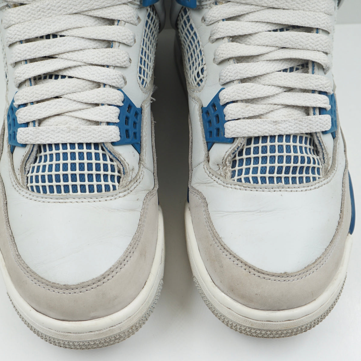 Jordan 4 Retro Military Blue (2024)