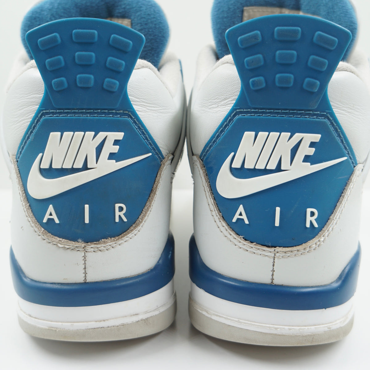 Jordan 4 Retro Military Blue (2024)