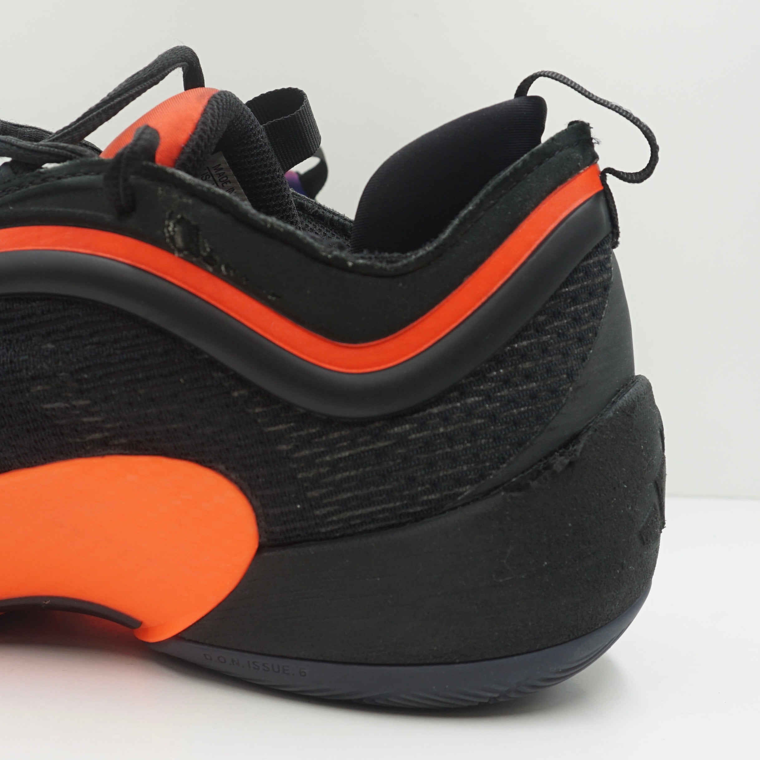 Adidas D.O.N. Issue #6 Spida Bite