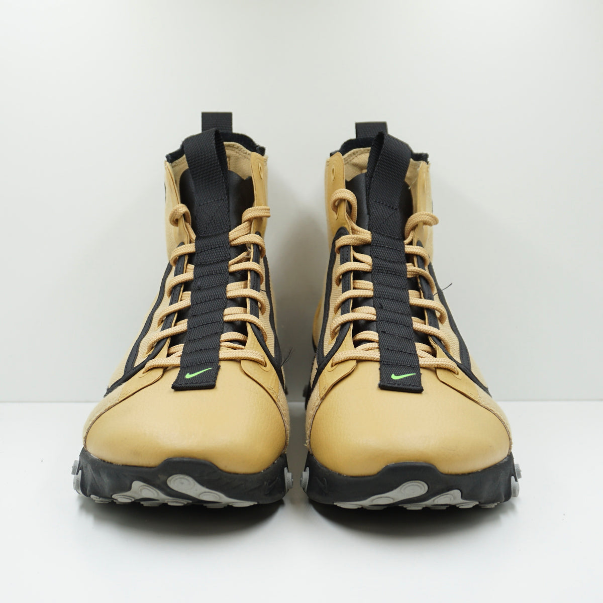Nike React Langa Club Gold
