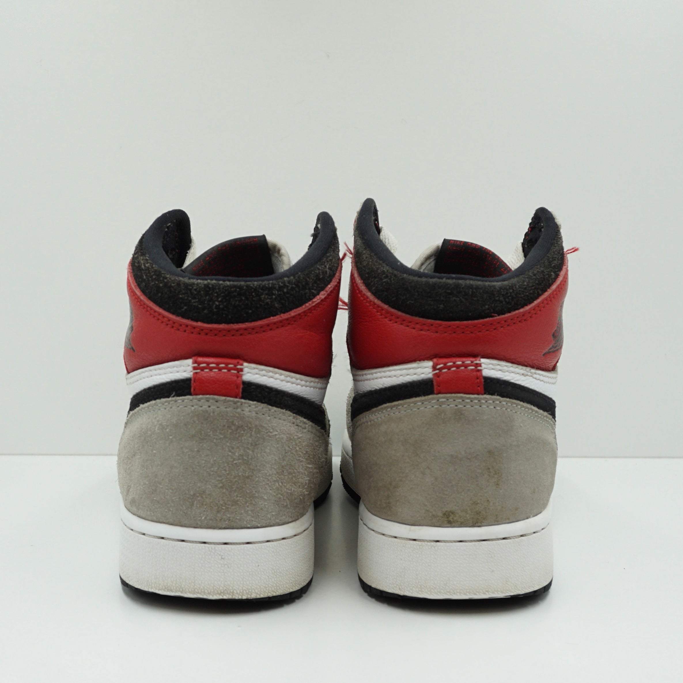 Jordan 1 Retro High Light Smoke Grey (GS)