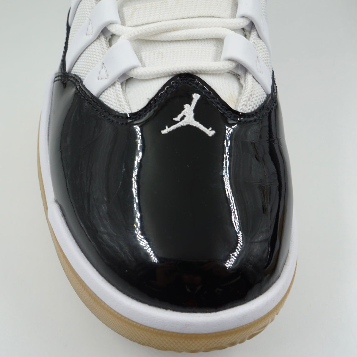 Jordan Max Aura Black White