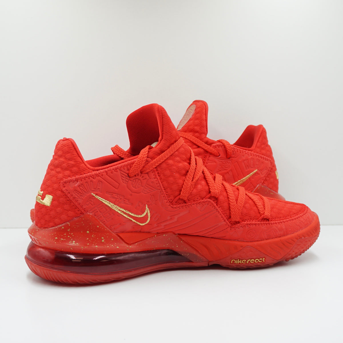 Nike LeBron 17 Low Titan