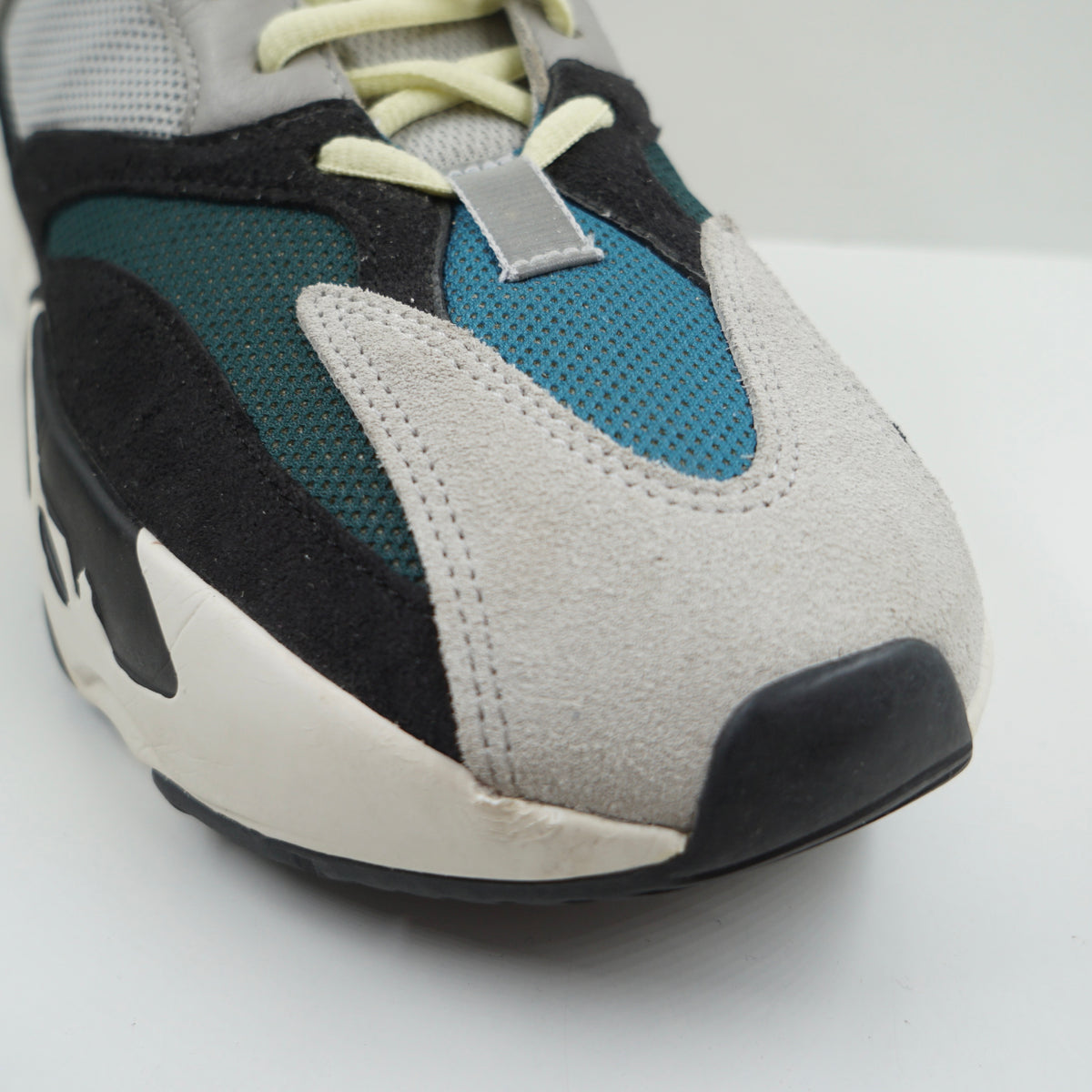 Adidas Yeezy Boost 700 Wave Runner Solid Grey