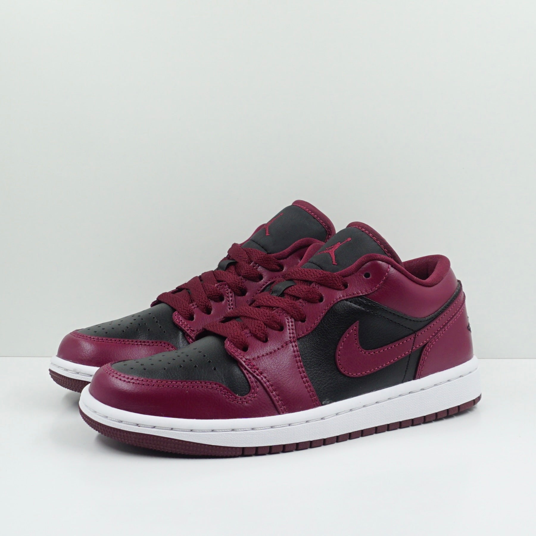Jordan 1 Low Black Dark Beetroot (W)
