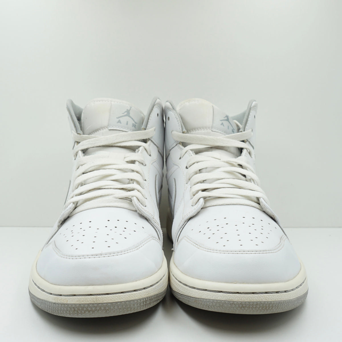 Jordan 1 Mid White Wolf Grey (2016)