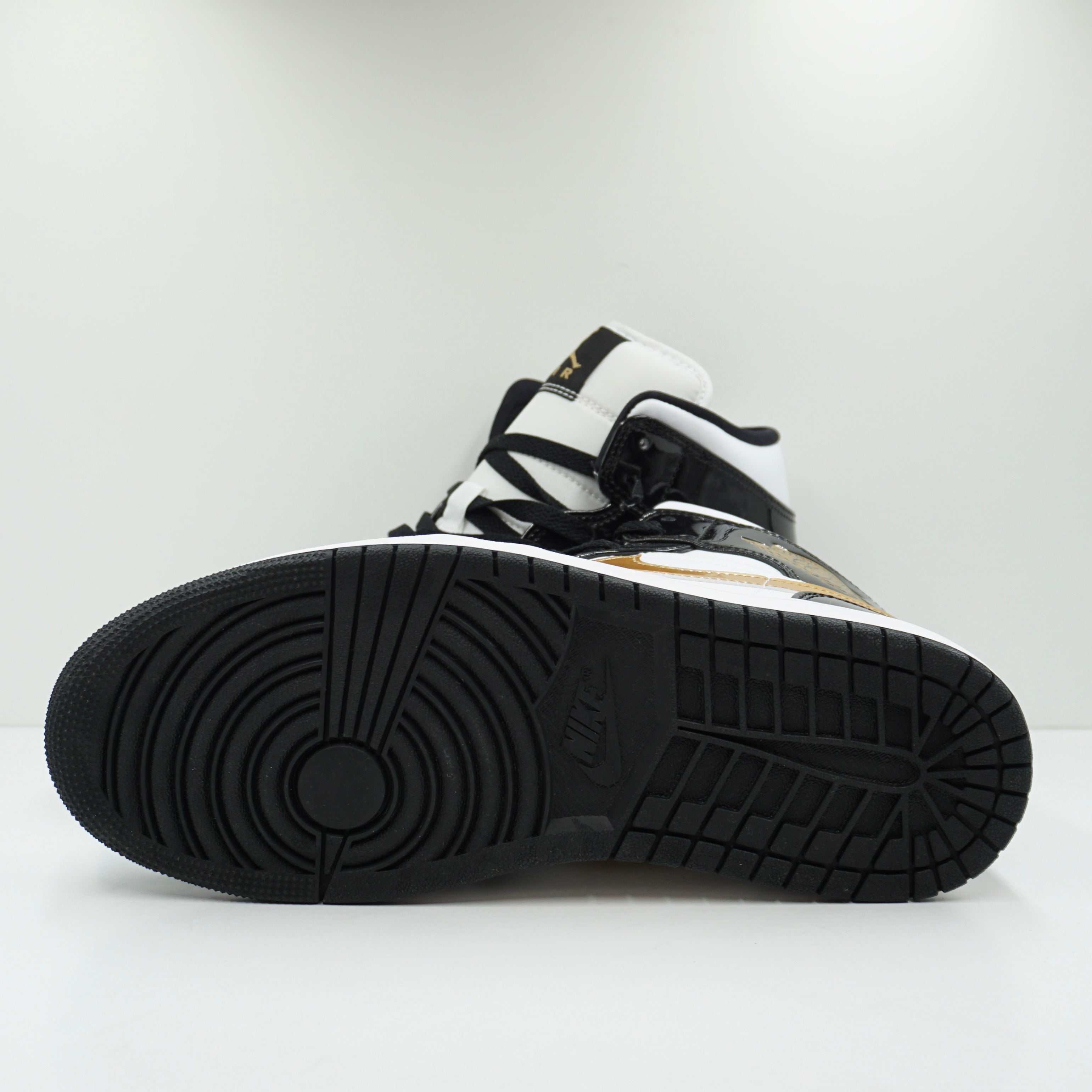 Jordan 1 Mid Patent Black White Gold