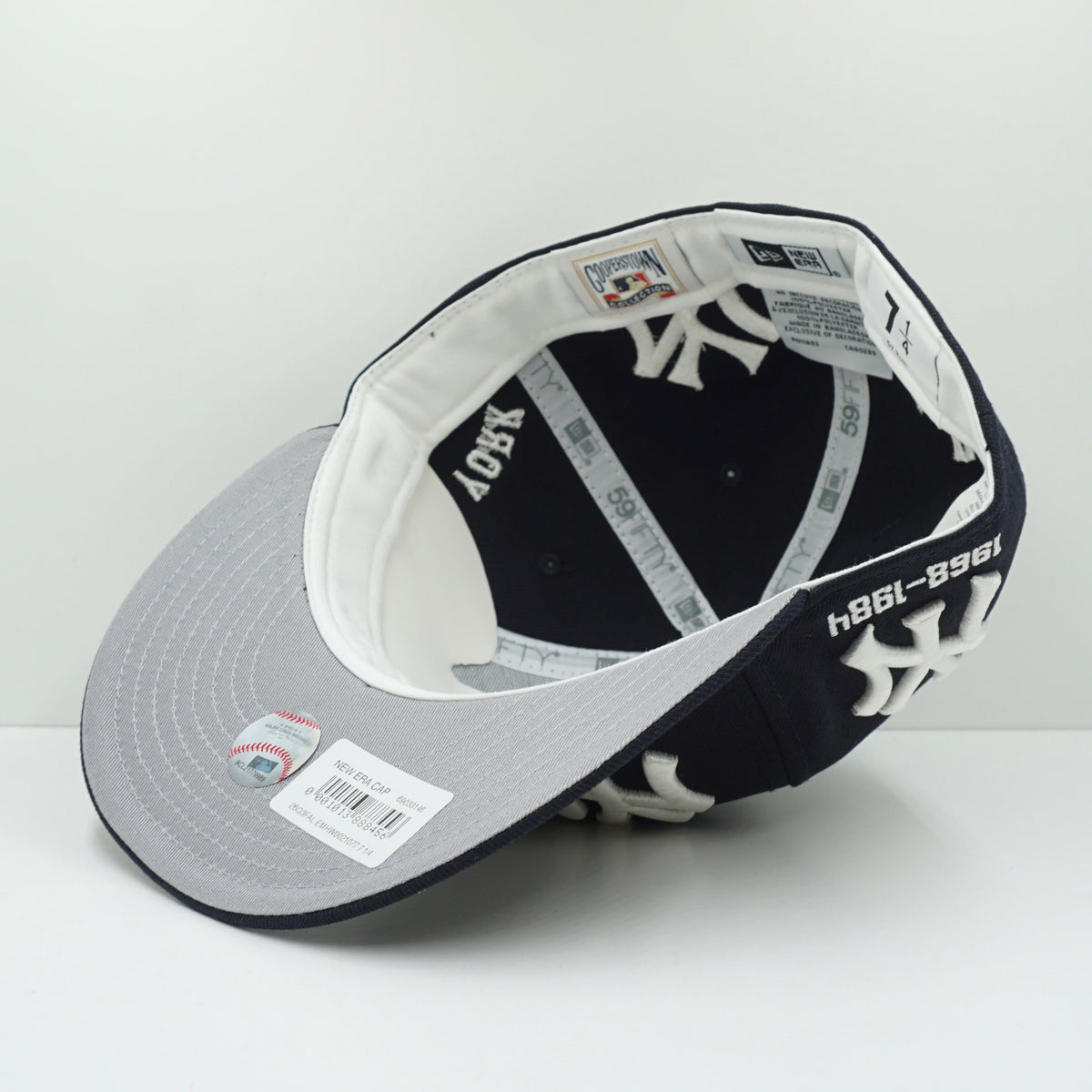 New Era New York Yankees Multi Logo Low Profile Navy Fitted Cap