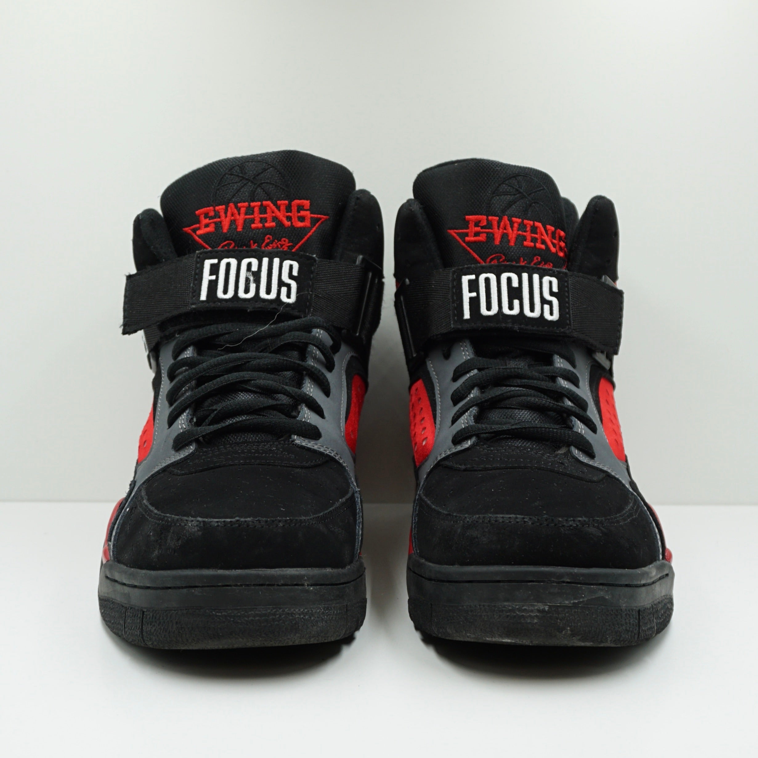 Ewing Focus Grey Red Black