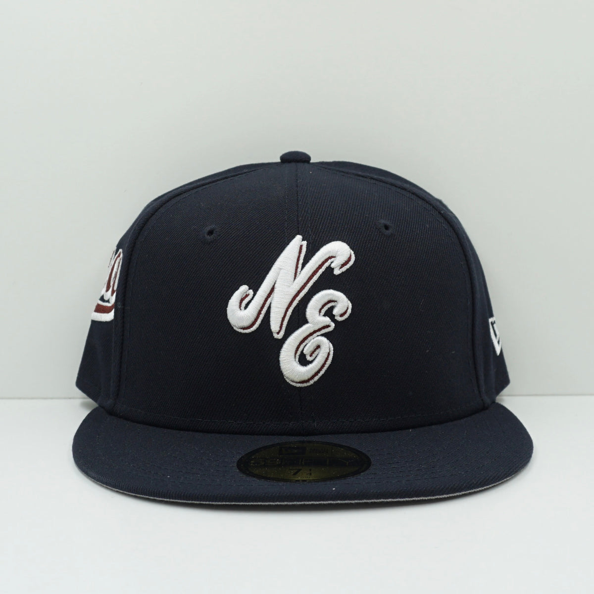 New Era Heritage Script Navy Fitted Cap