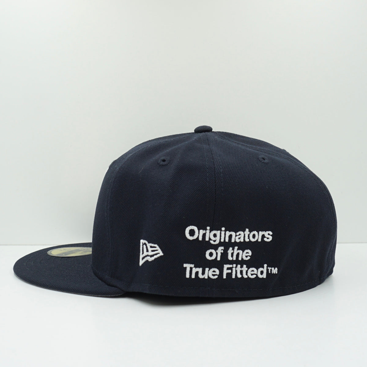New Era Heritage Script Navy Fitted Cap