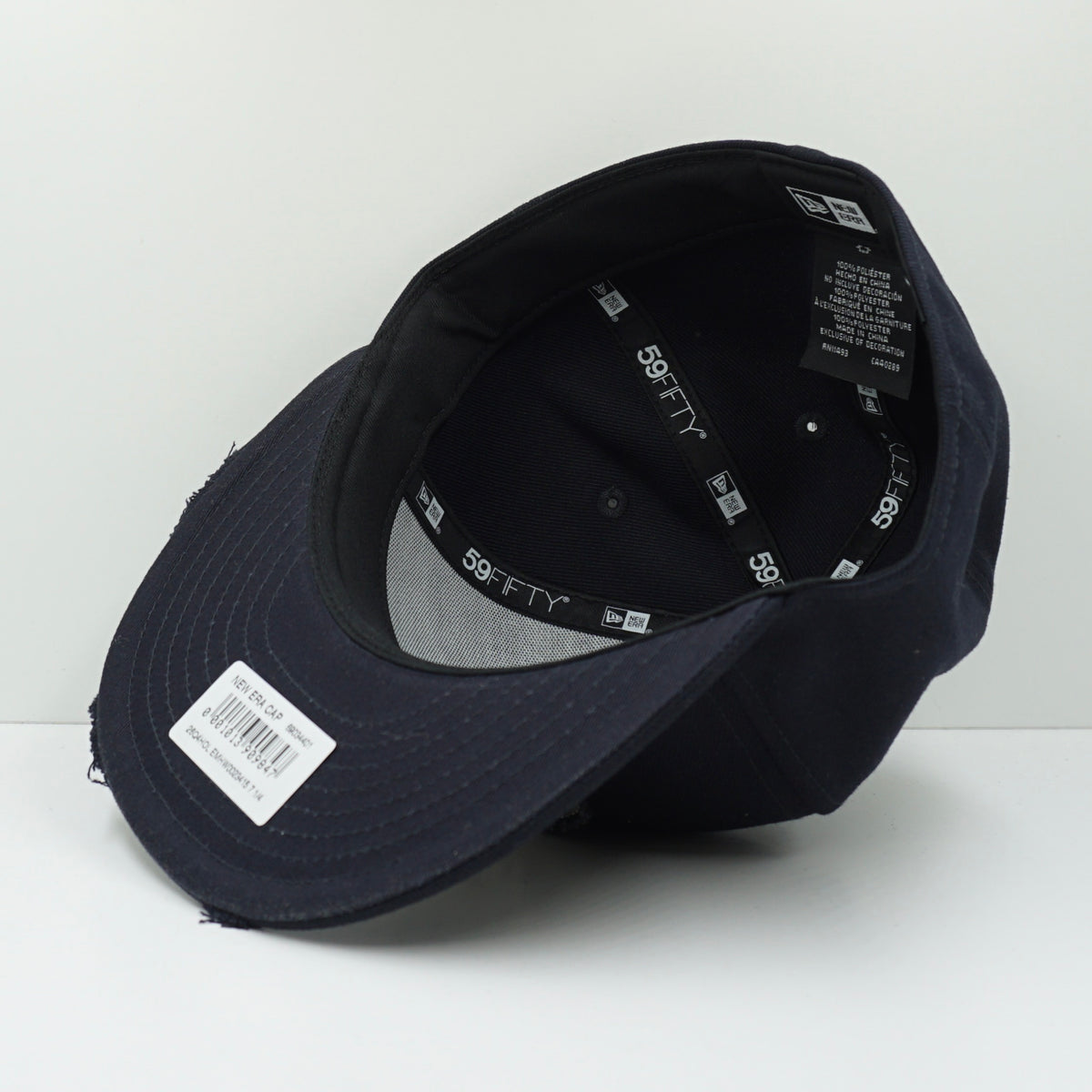 New Era Gem Patch Distressed Navy Fitted Cap