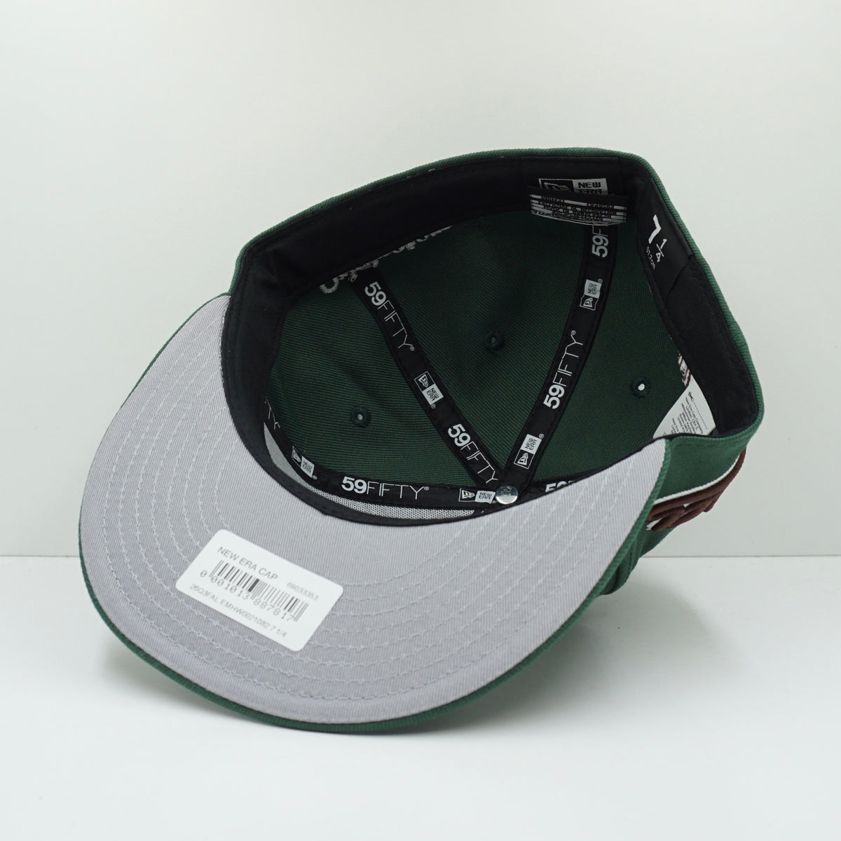 New Era Heritage Script Green Fitted Cap