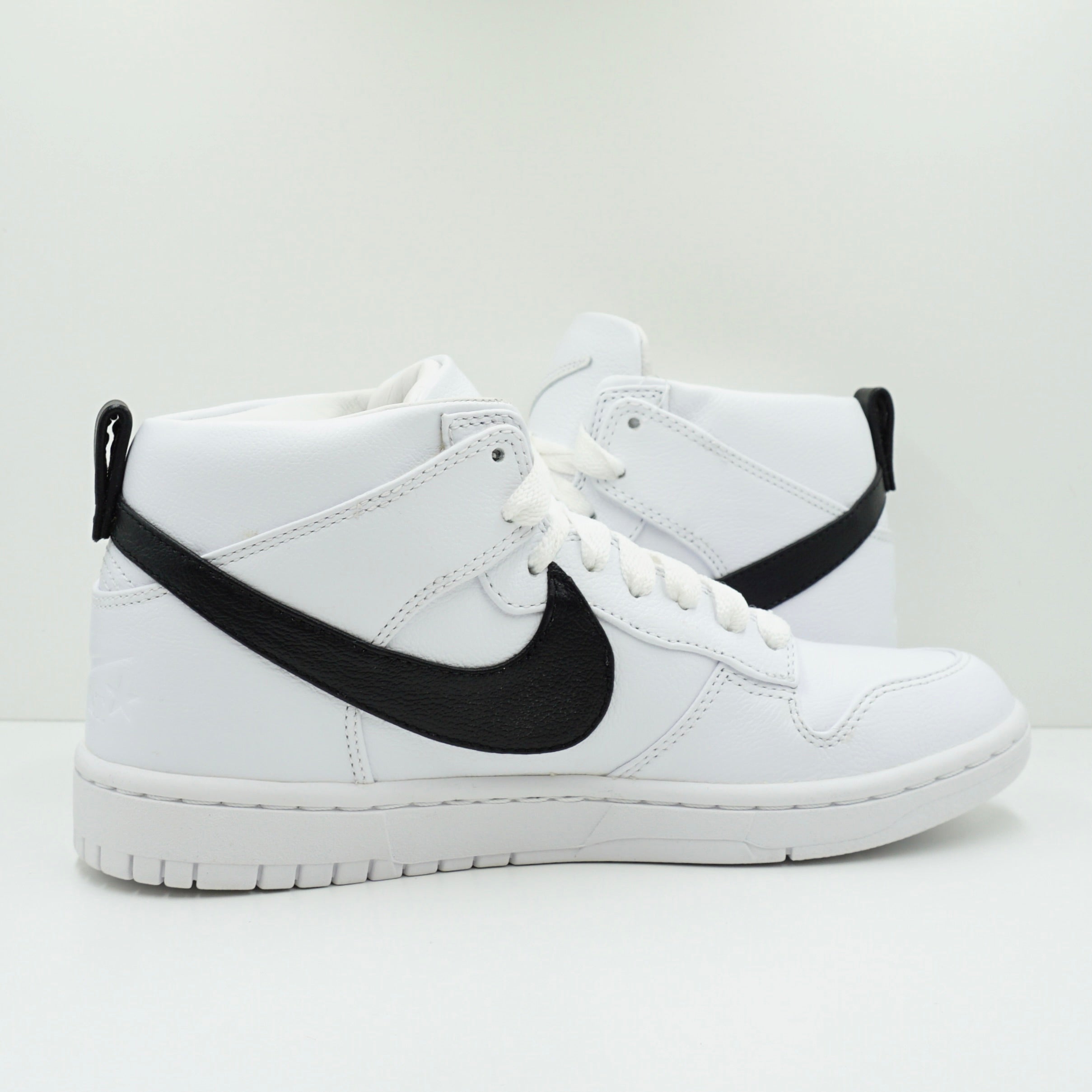 Nike Dunk Lux Chukka Riccardo Tisci White Black