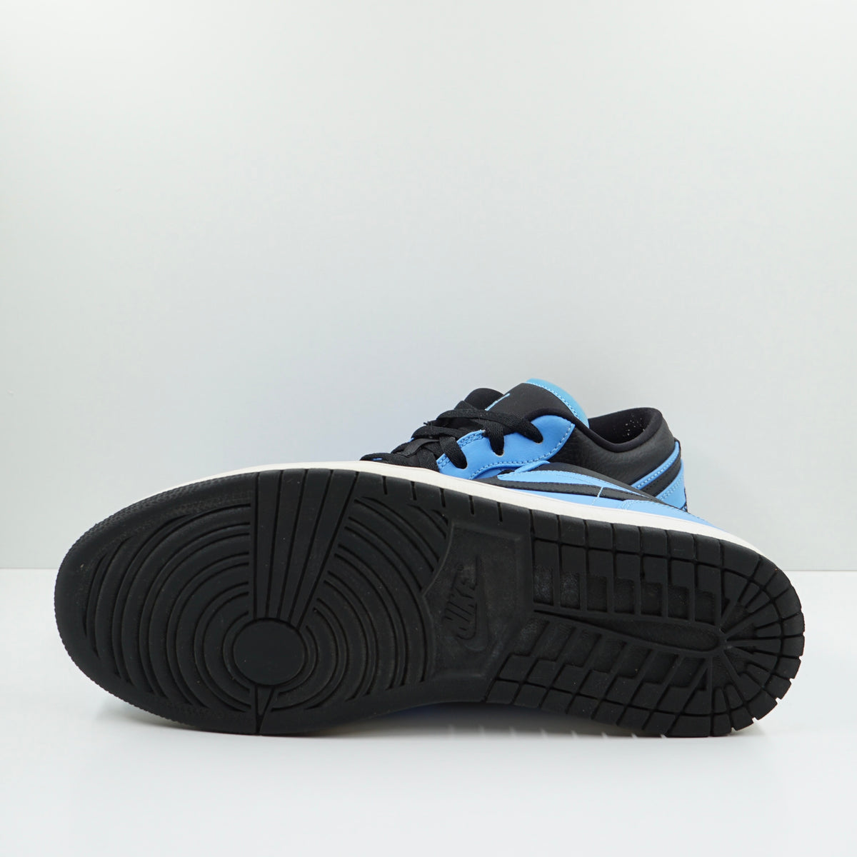 Jordan 1 Low University Blue Black