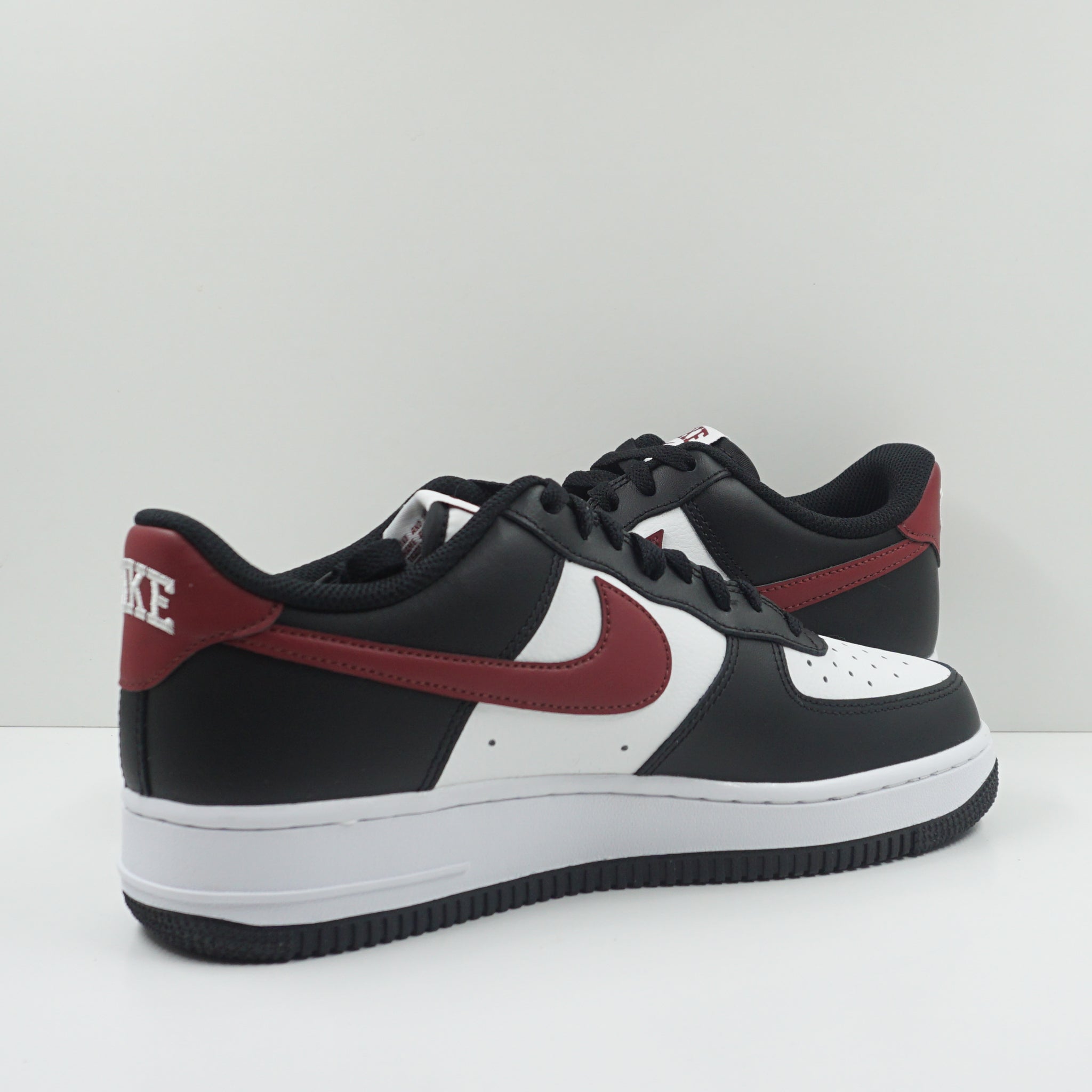 Nike Air Force 1 '07 Black White Red