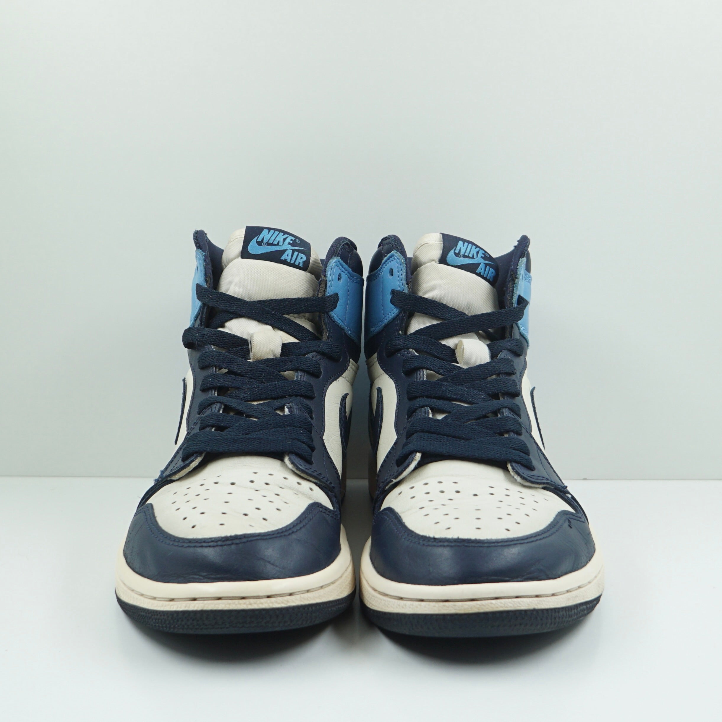 Jordan 1 Retro High Obsidian UNC