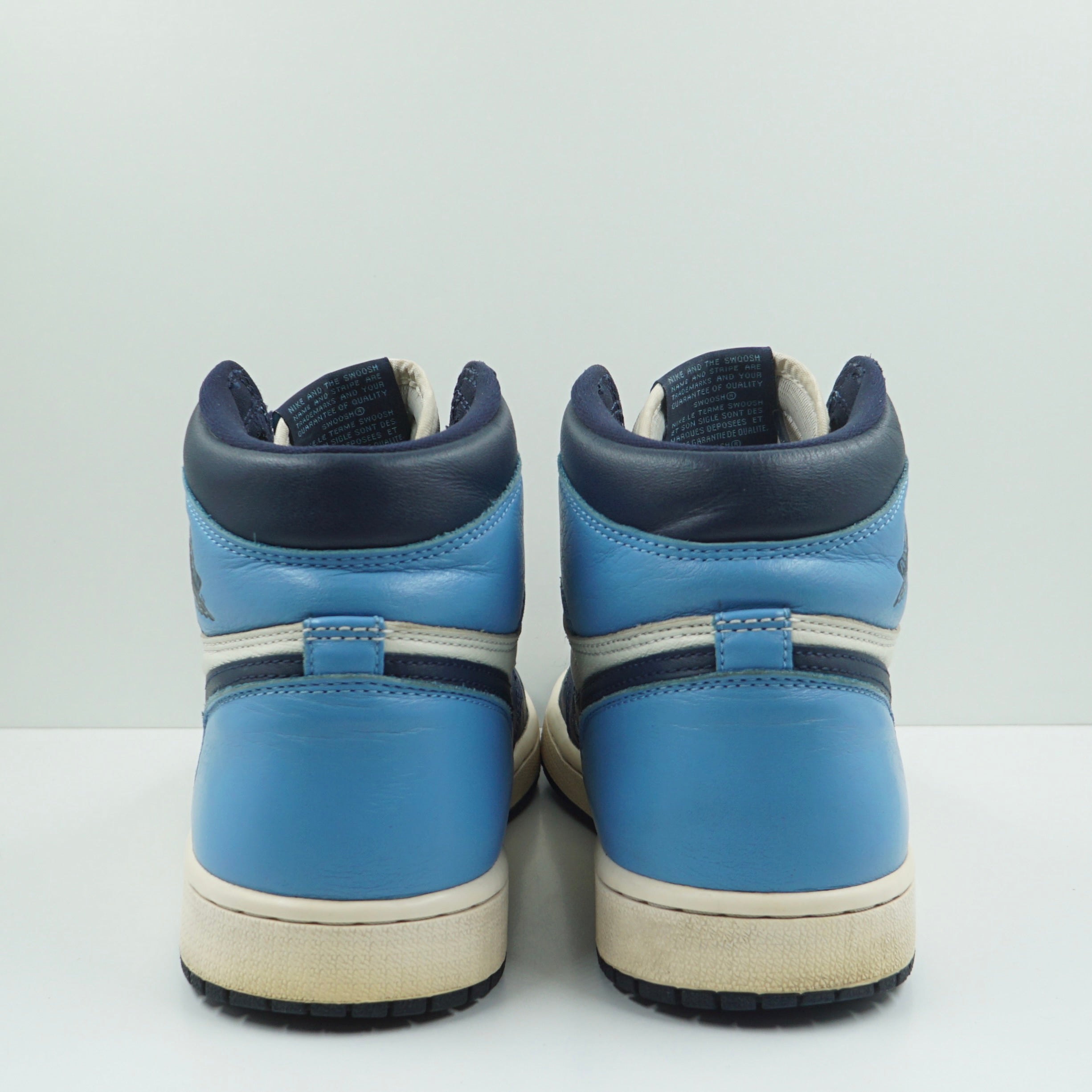 Jordan 1 Retro High Obsidian UNC