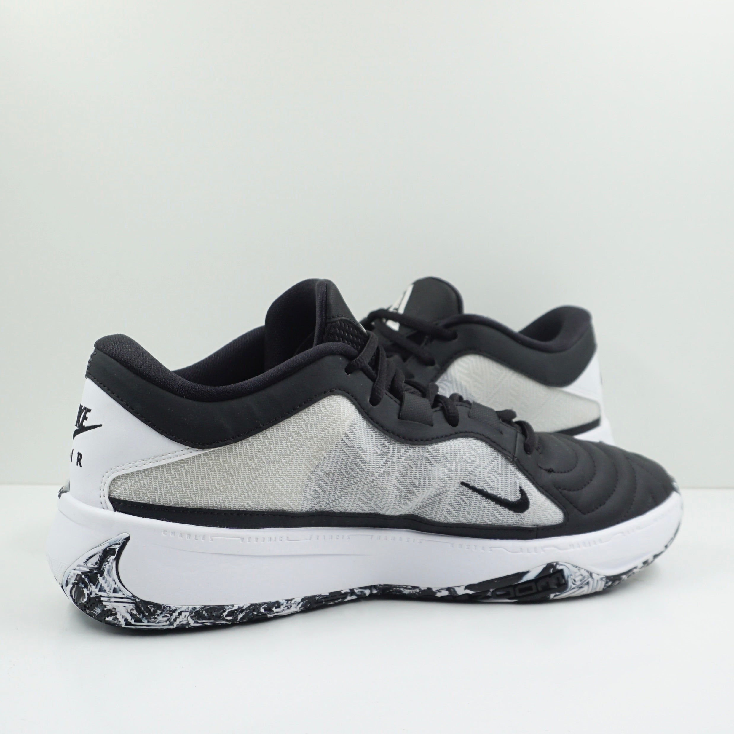 Nike Zoom Freak 5 Oreo