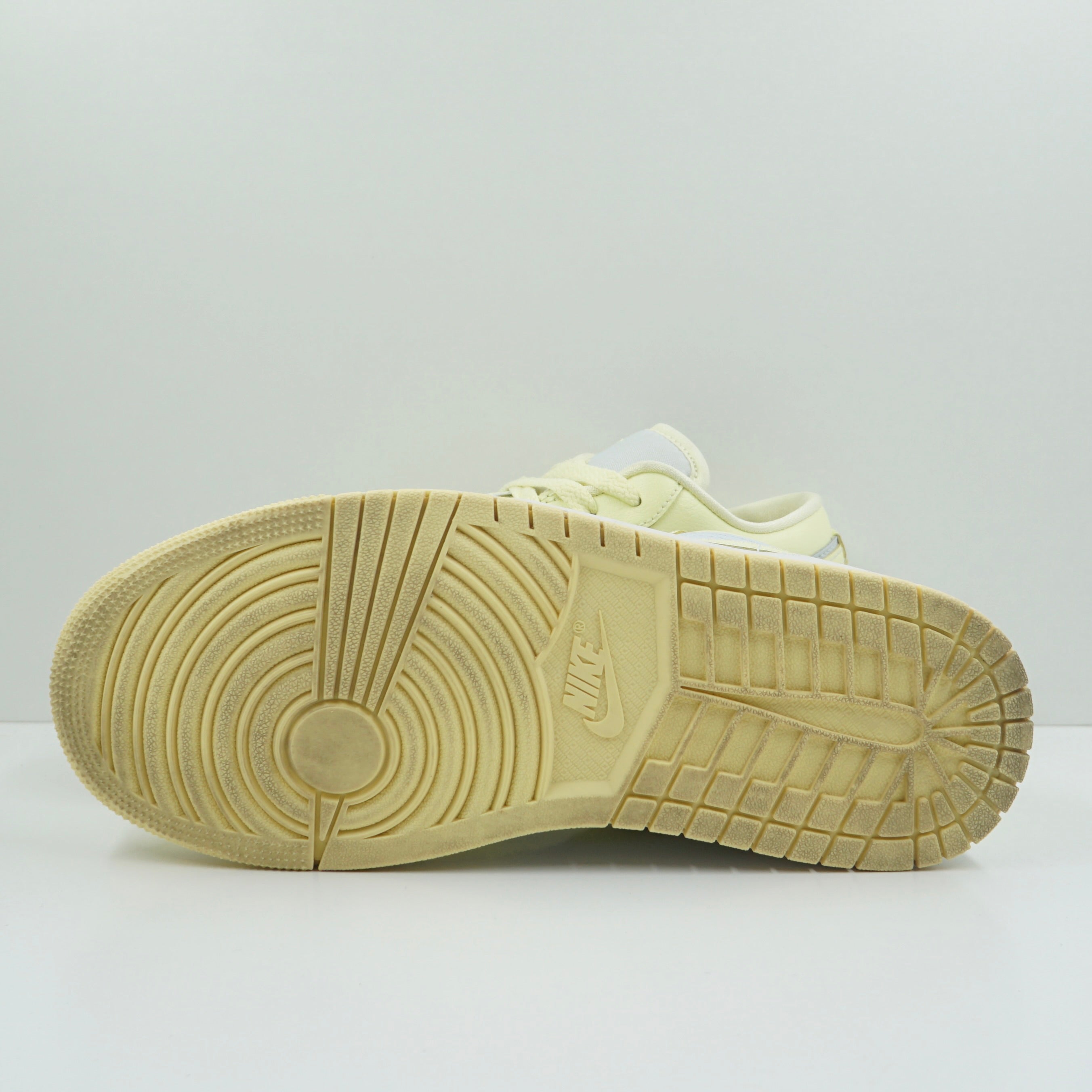 Jordan 1 Low Lemonade (W)