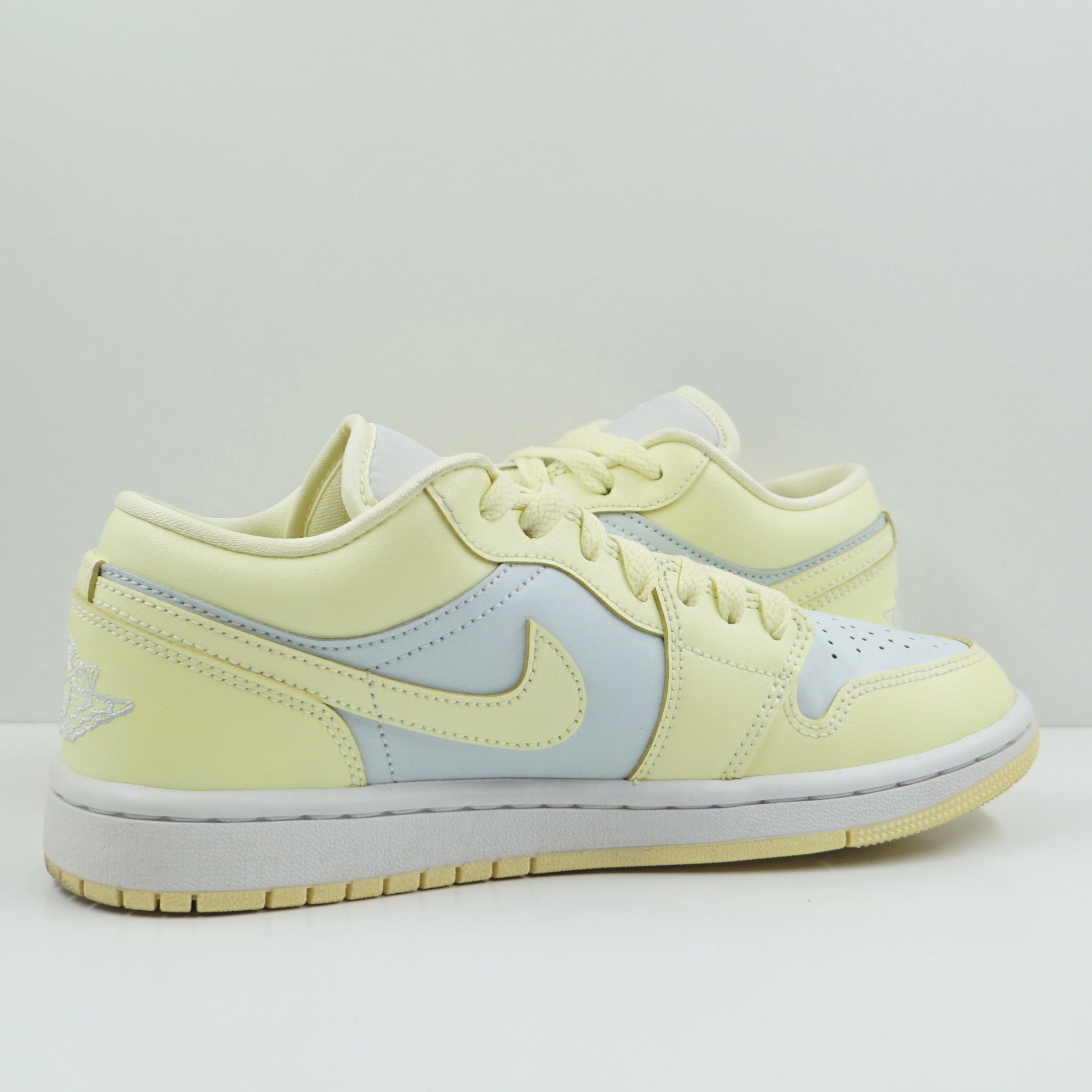Jordan 1 Low Lemonade (W)