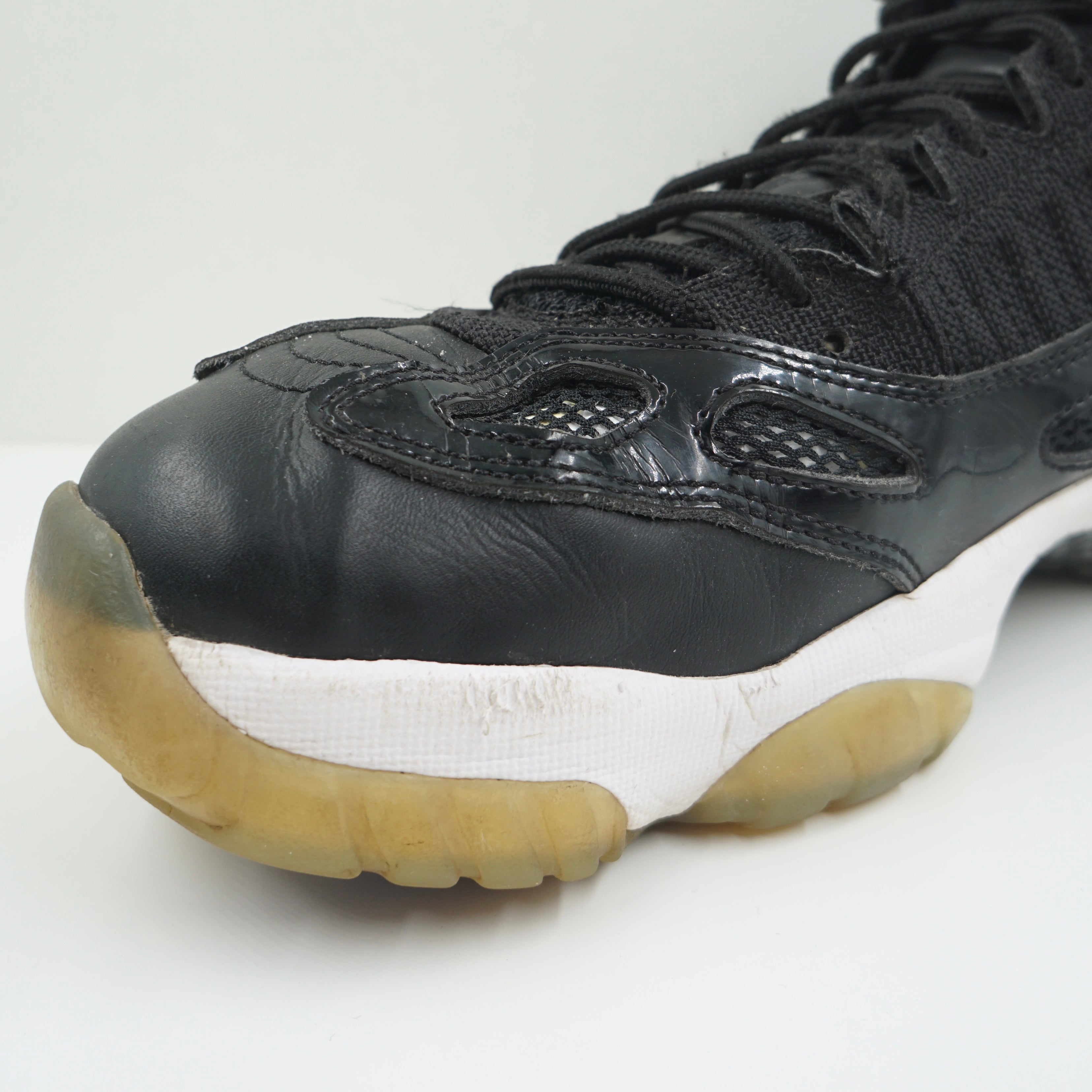 Jordan 11 Retro Low IE Space Jam