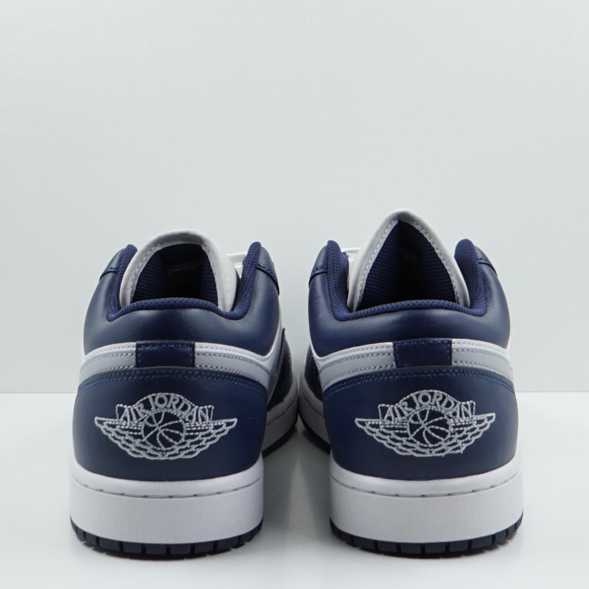 Jordan 1 Low Wolf Grey Midnight Navy