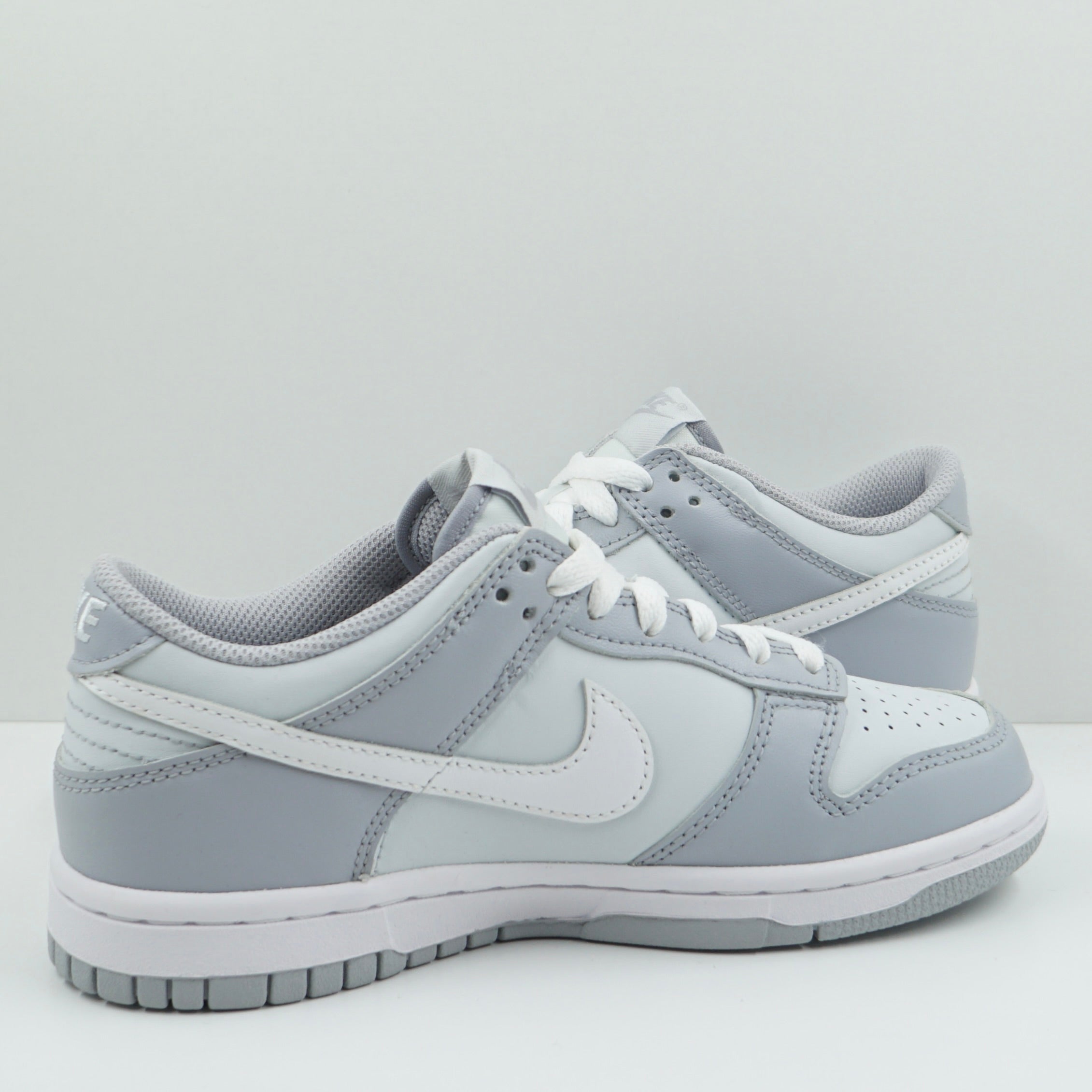 Nike Dunk Low Two-Toned Grey (GS)
