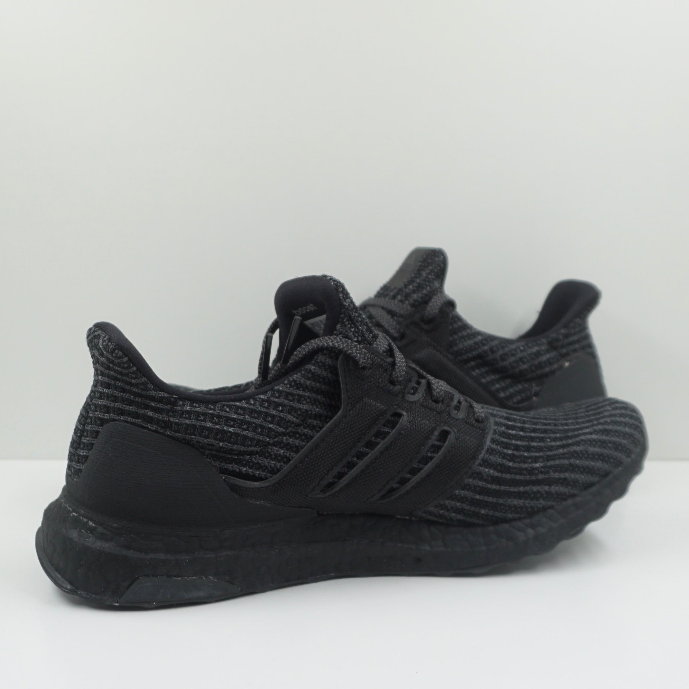 ultraboost 4.0 triple black