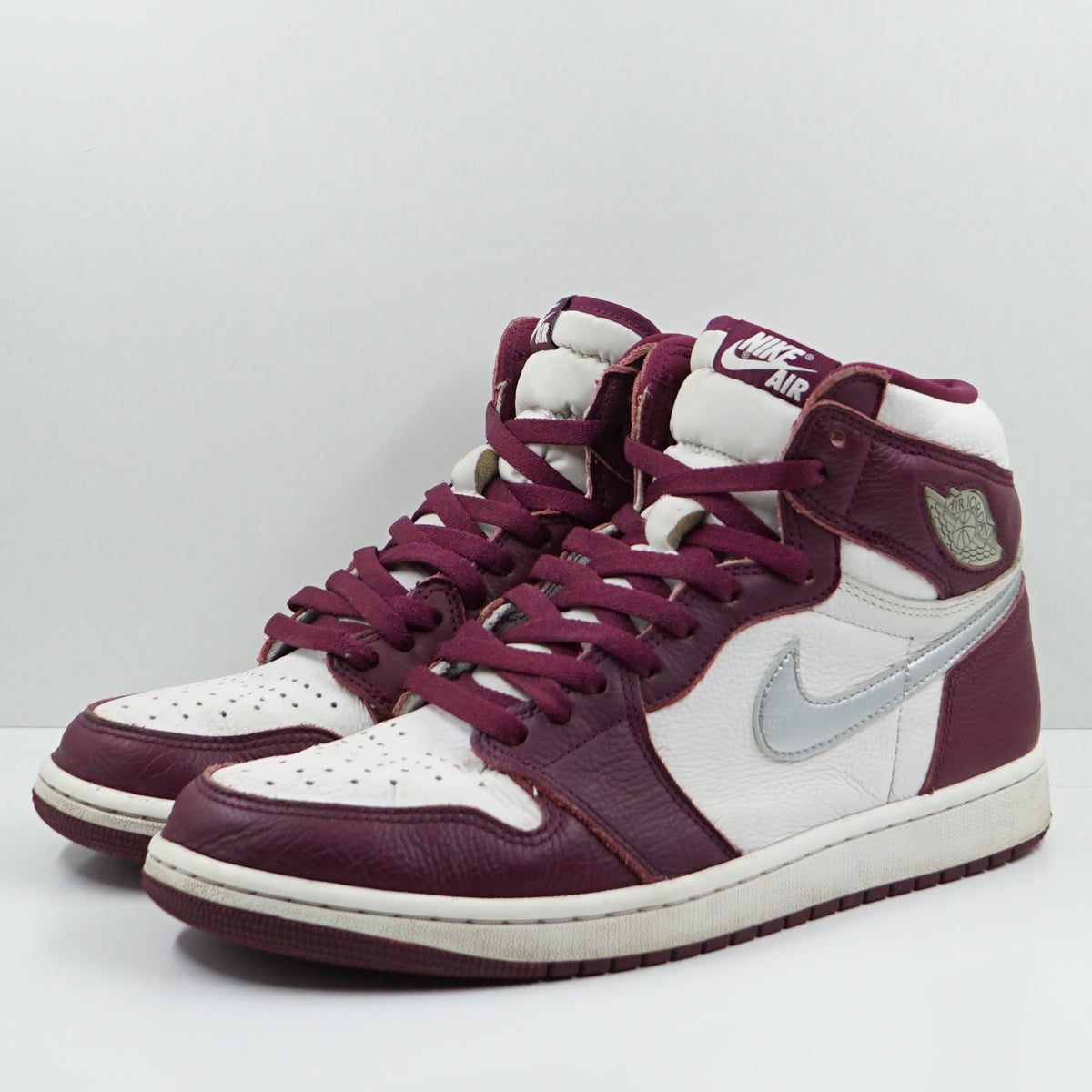 Jordan 1 Retro High OG Bordeaux