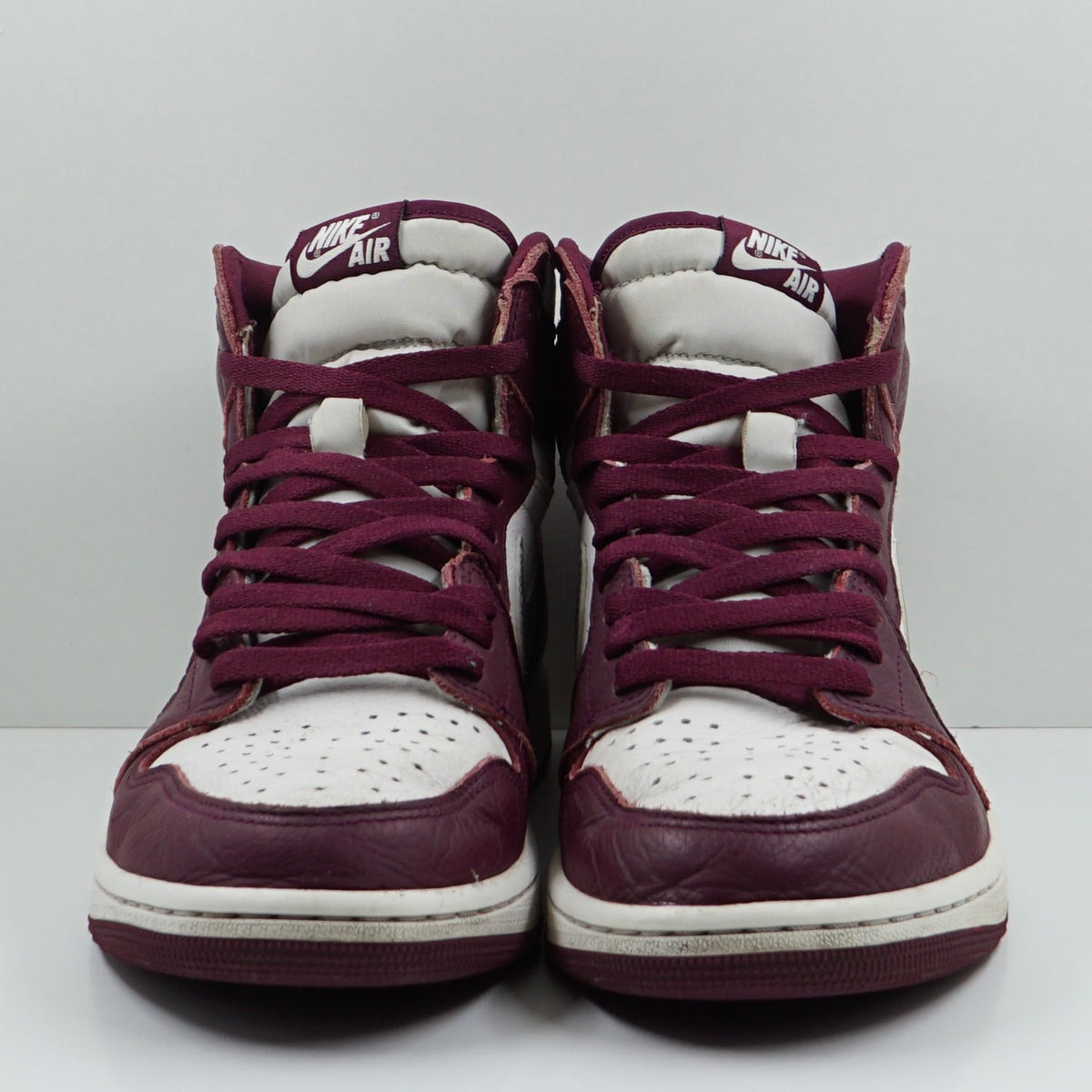 Jordan 1 Retro High OG Bordeaux