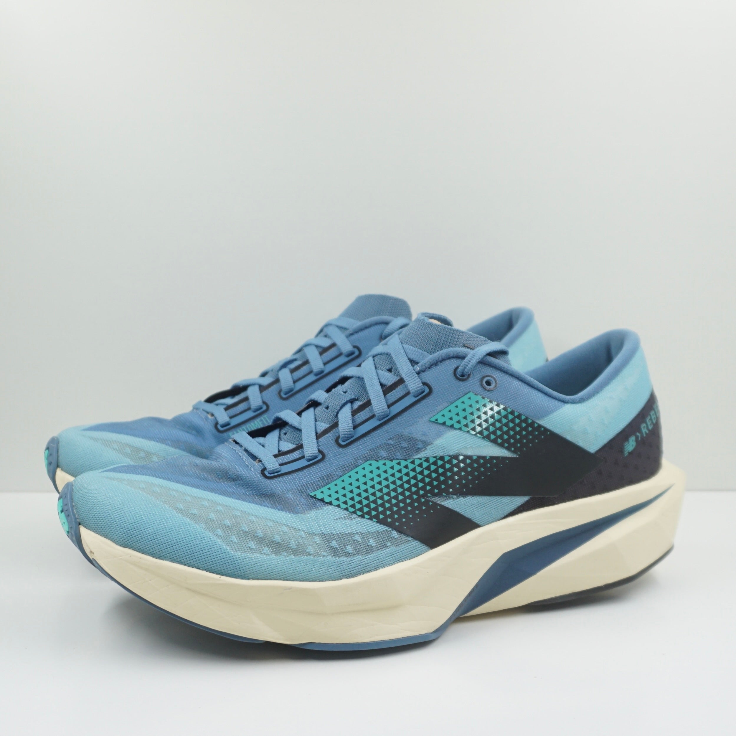 New Balance FuelCell Rebel v4 Heron Blue