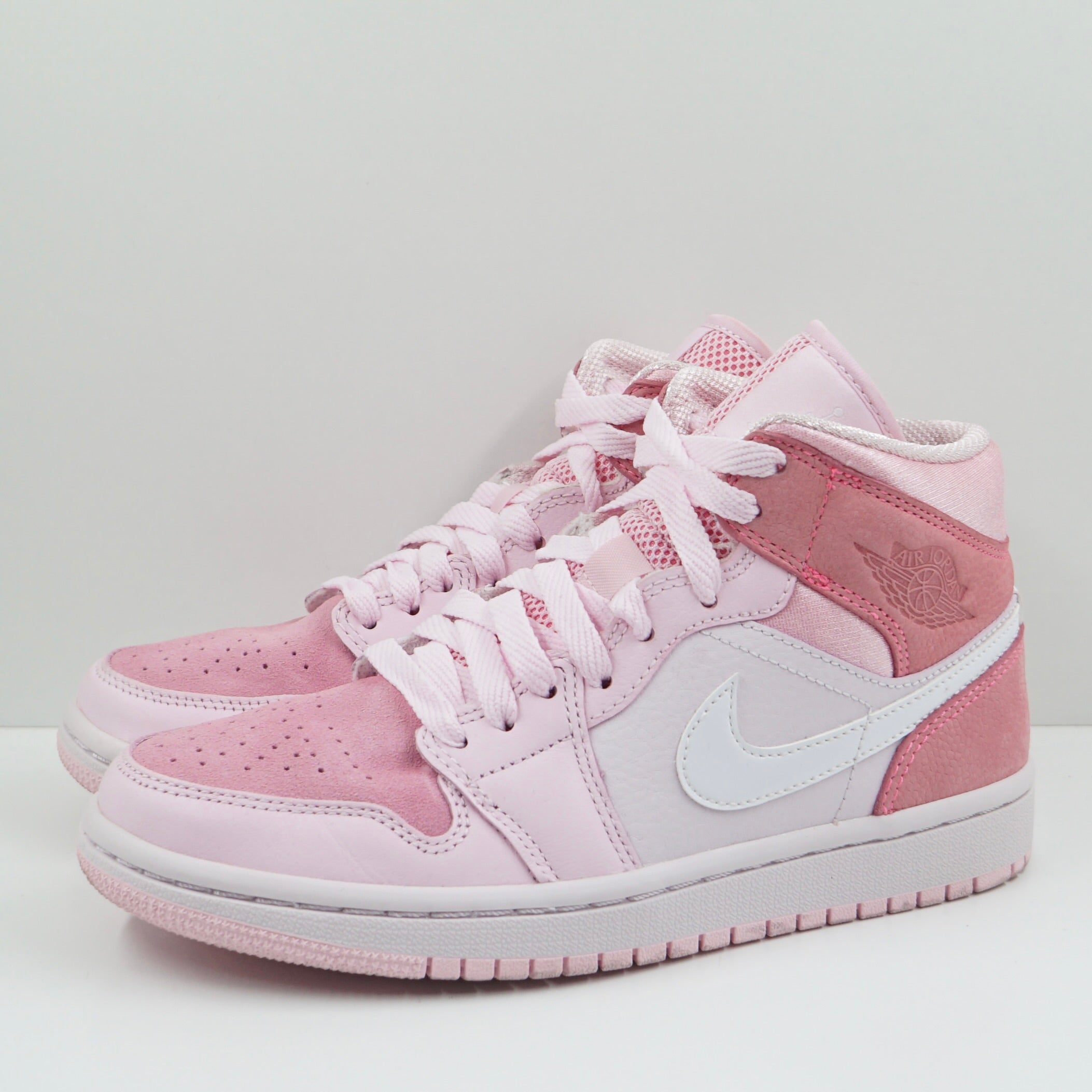Jordan 1 Mid Digital Pink (W)