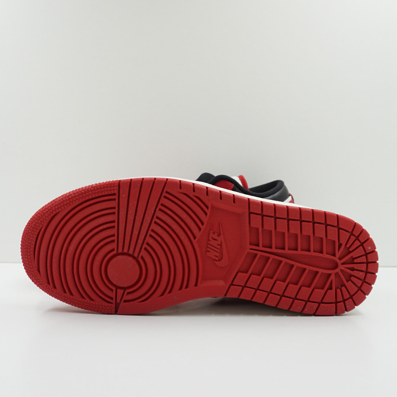 Jordan 1 Low Reverse Black Toe (W)