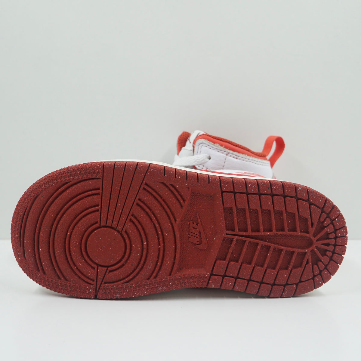 Jordan 1 Mid SE White Dune Red Sail Lobster (TD)